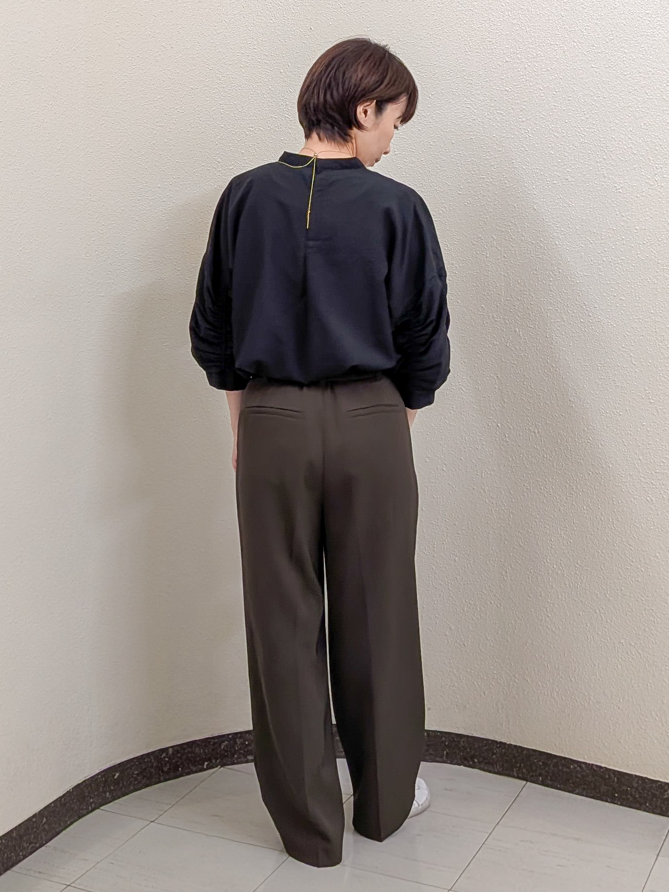 ホンマさんの「Reflect｜【手洗い可】プチハイネック ギャザーブラウス」を使ったコーディネート