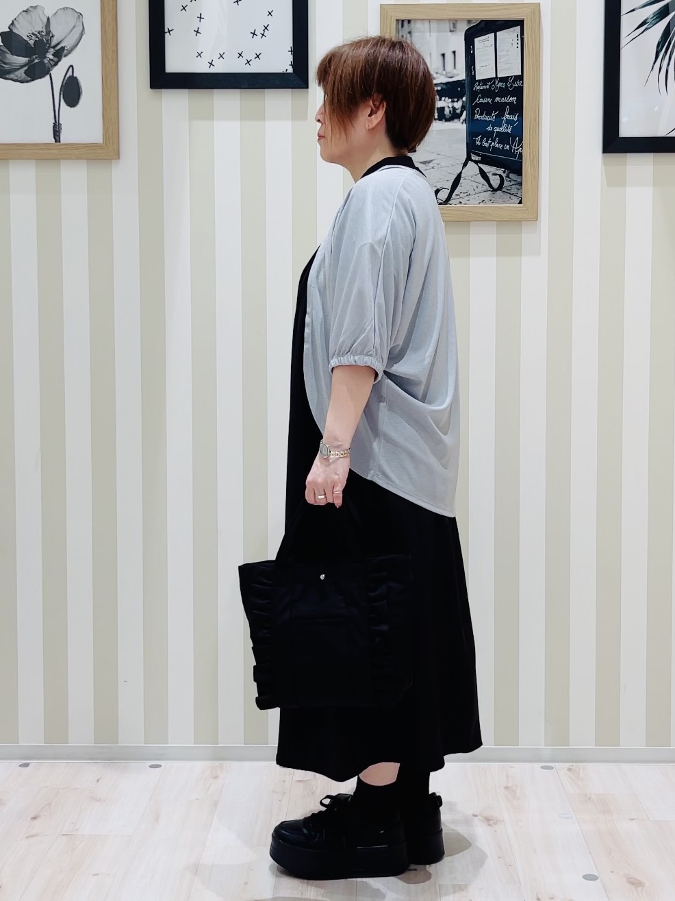 ma_miさんの「SHOO･LA･RUE｜【ひんやり/体型カバー】冷房、UV対策で持ってて安心 さらさら五分袖ボレロカーディガン」を使ったコーディネート