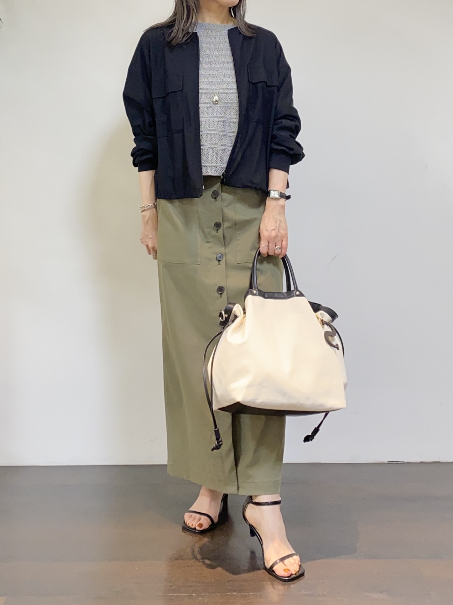 tomoさんの「UNTITLED｜【古畑星夏さん着用/洗える】シアーブルゾン」を使ったコーディネート