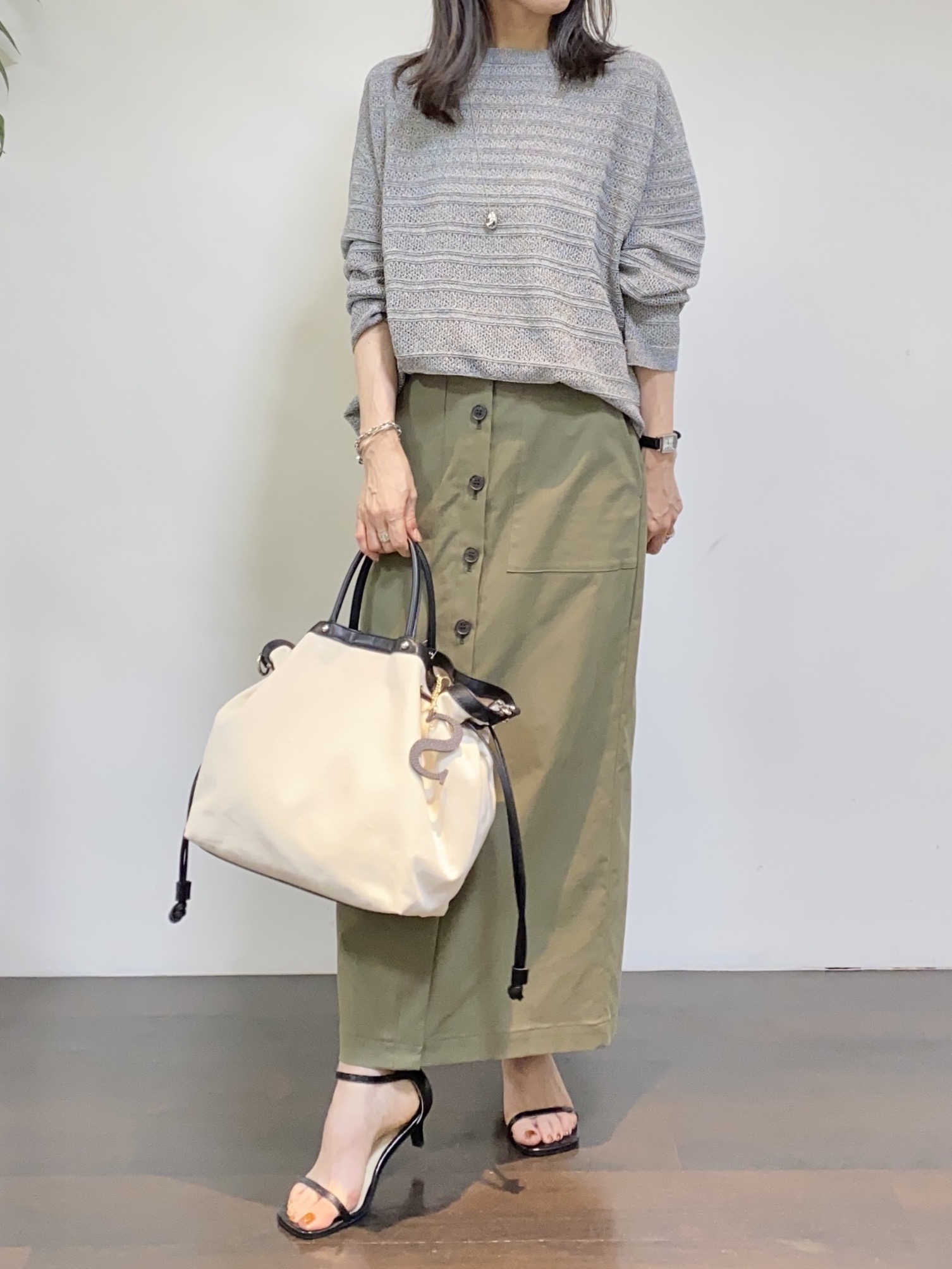 tomoさんの「UNTITLED｜【古畑星夏さん着用/洗える】シアーブルゾン」を使ったコーディネート