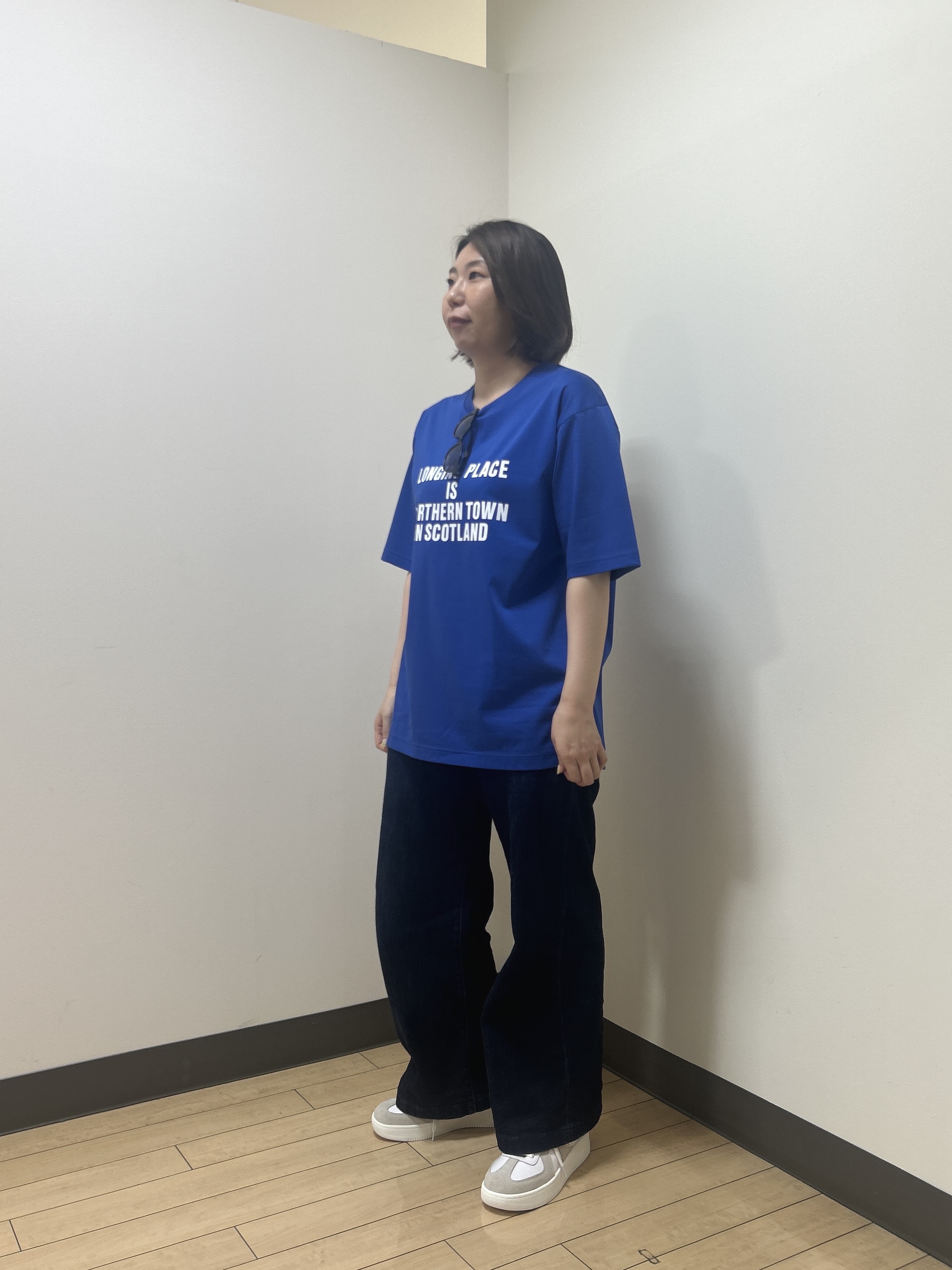 okaさんの「TAKEO KIKUCHI｜【BOWLER HAT LABEL】アイスクリアコットン バッククロスピストル 半袖Tシャツ」を使ったコーディネート