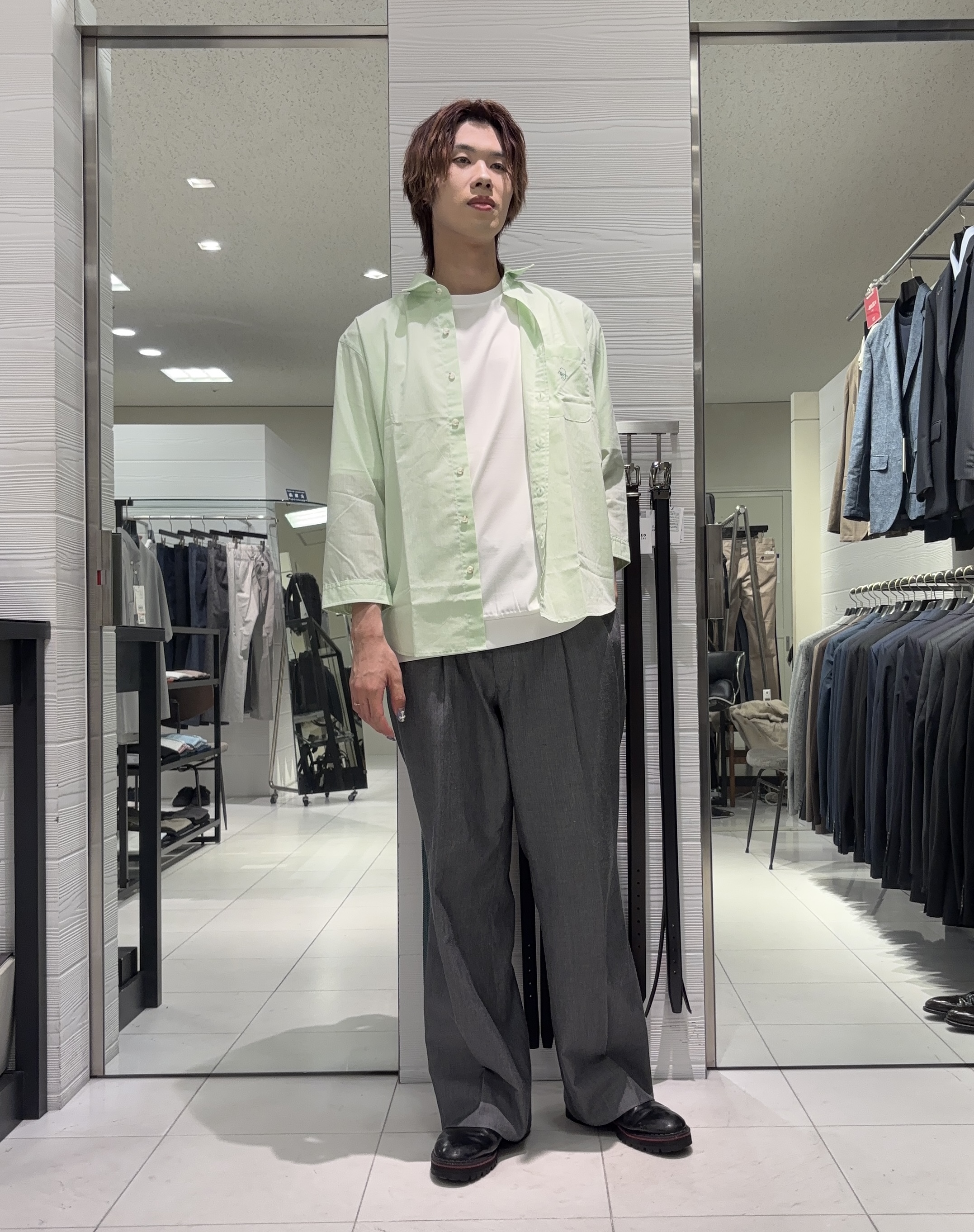 こうへいさんの「TAKEO KIKUCHI｜【接触冷感】アイスクリアコットン Tシャツ」を使ったコーディネート