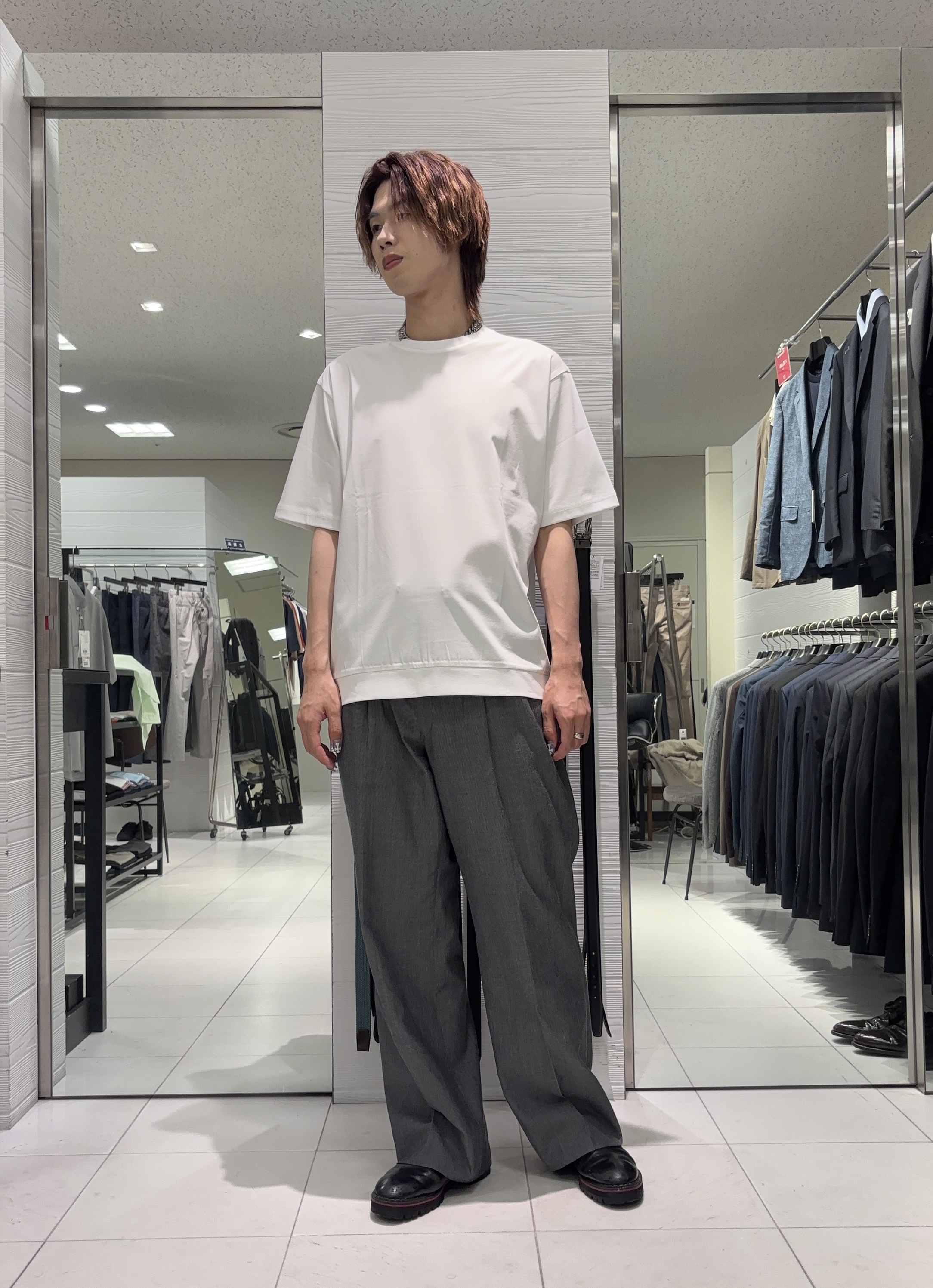 こうへいさんの「TAKEO KIKUCHI｜【接触冷感】アイスクリアコットン Tシャツ」を使ったコーディネート