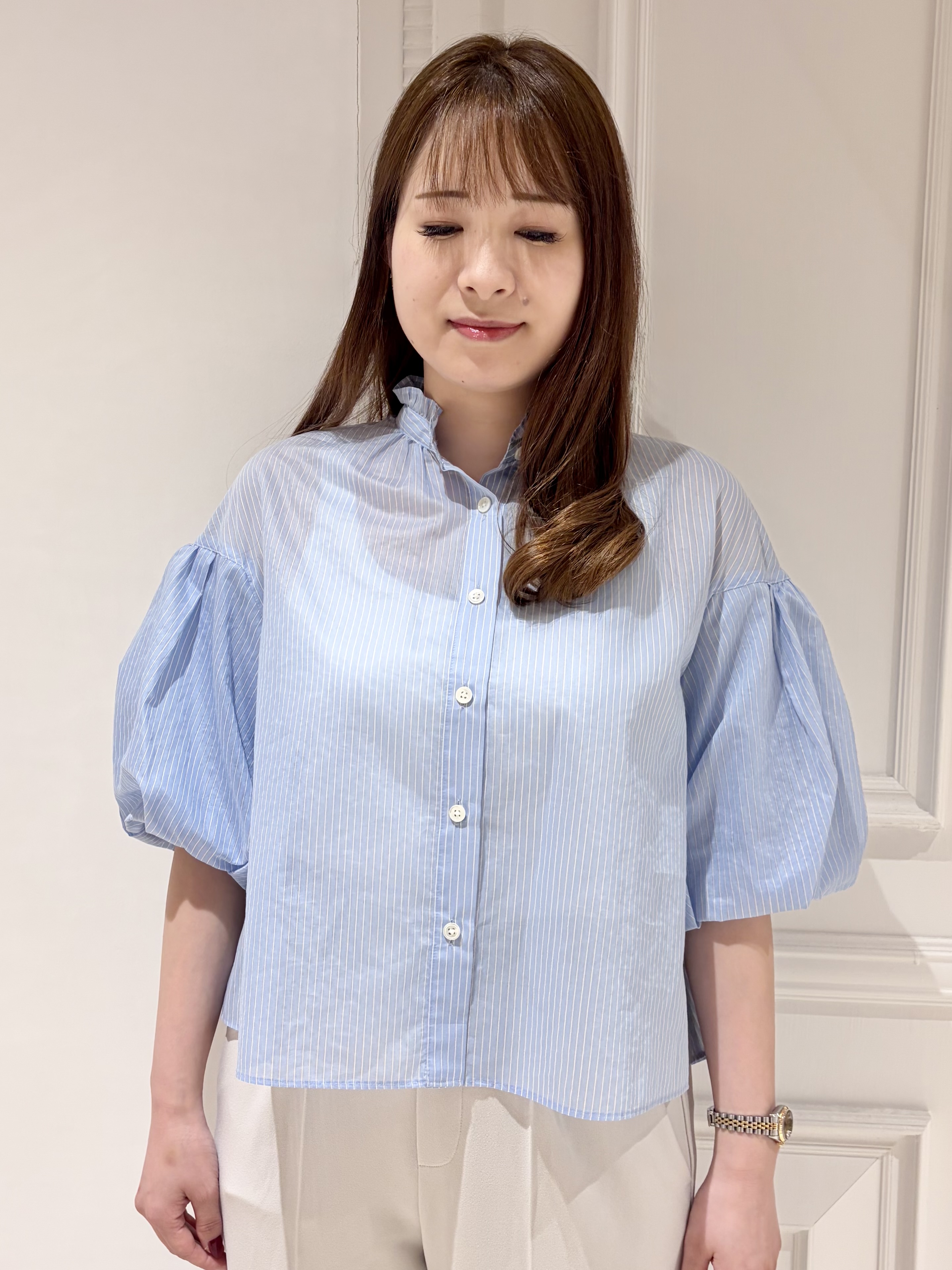 minowaさんの「DRESSTERIOR｜【1枚で着映え/ウォッシャブル】ストライプスタンドフリルボリュームスリーブブラウス」を使ったコーディネート