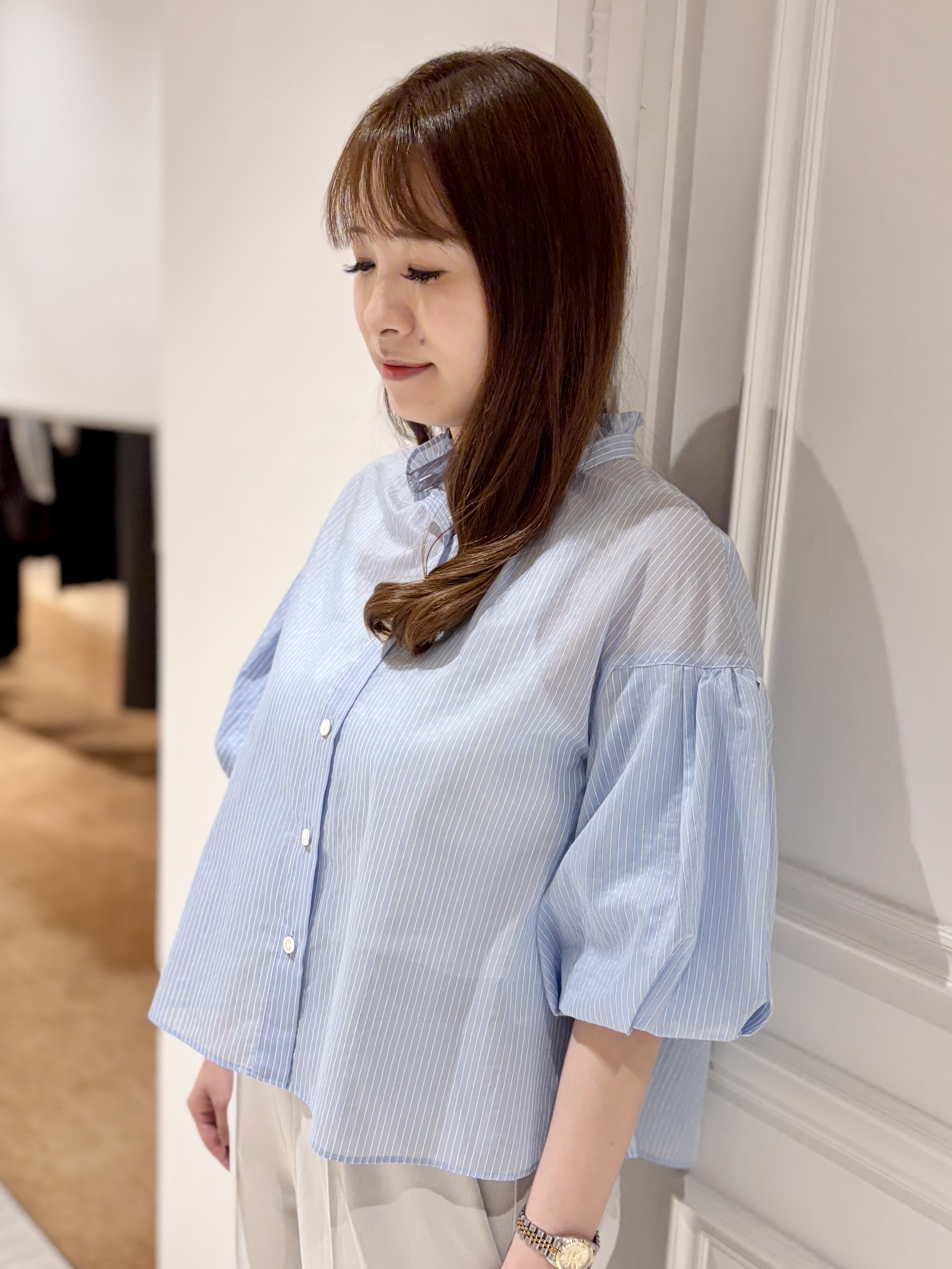 minowaさんの「DRESSTERIOR｜【1枚で着映え/ウォッシャブル】ストライプスタンドフリルボリュームスリーブブラウス」を使ったコーディネート