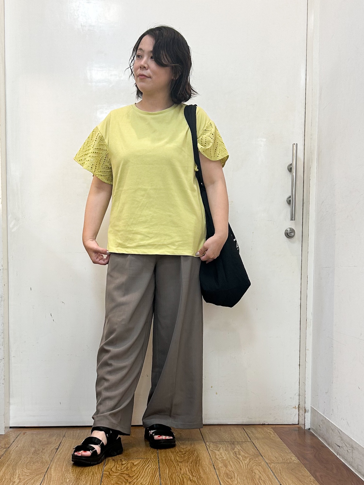 haruさんの「SHOO･LA･RUE｜【さらり快適/洗濯機可/S-LL】シアーラメカーディガン」を使ったコーディネート