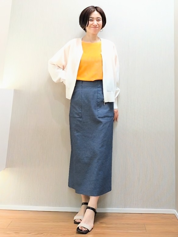 ミズタさんの「UNTITLED｜【アンサンブル可/日除け・冷房対策】シアーレーヨンZIPカーディガン」を使ったコーディネート