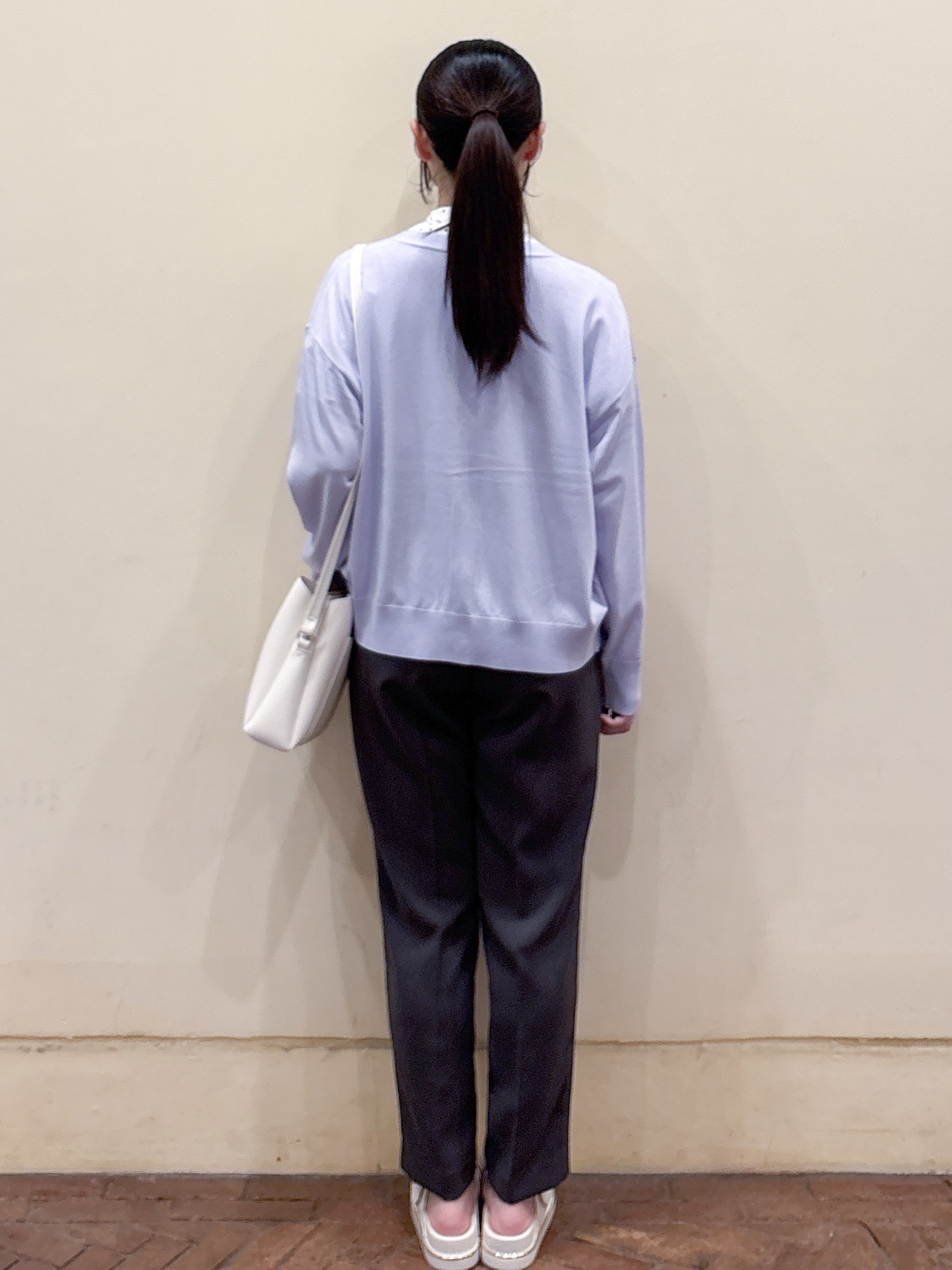 shiuさんの「OPAQUE.CLIP｜【UV／接触冷感】Vネックリラクシーニットカーディガン《洗濯機OK／抗ピル》」を使ったコーディネート