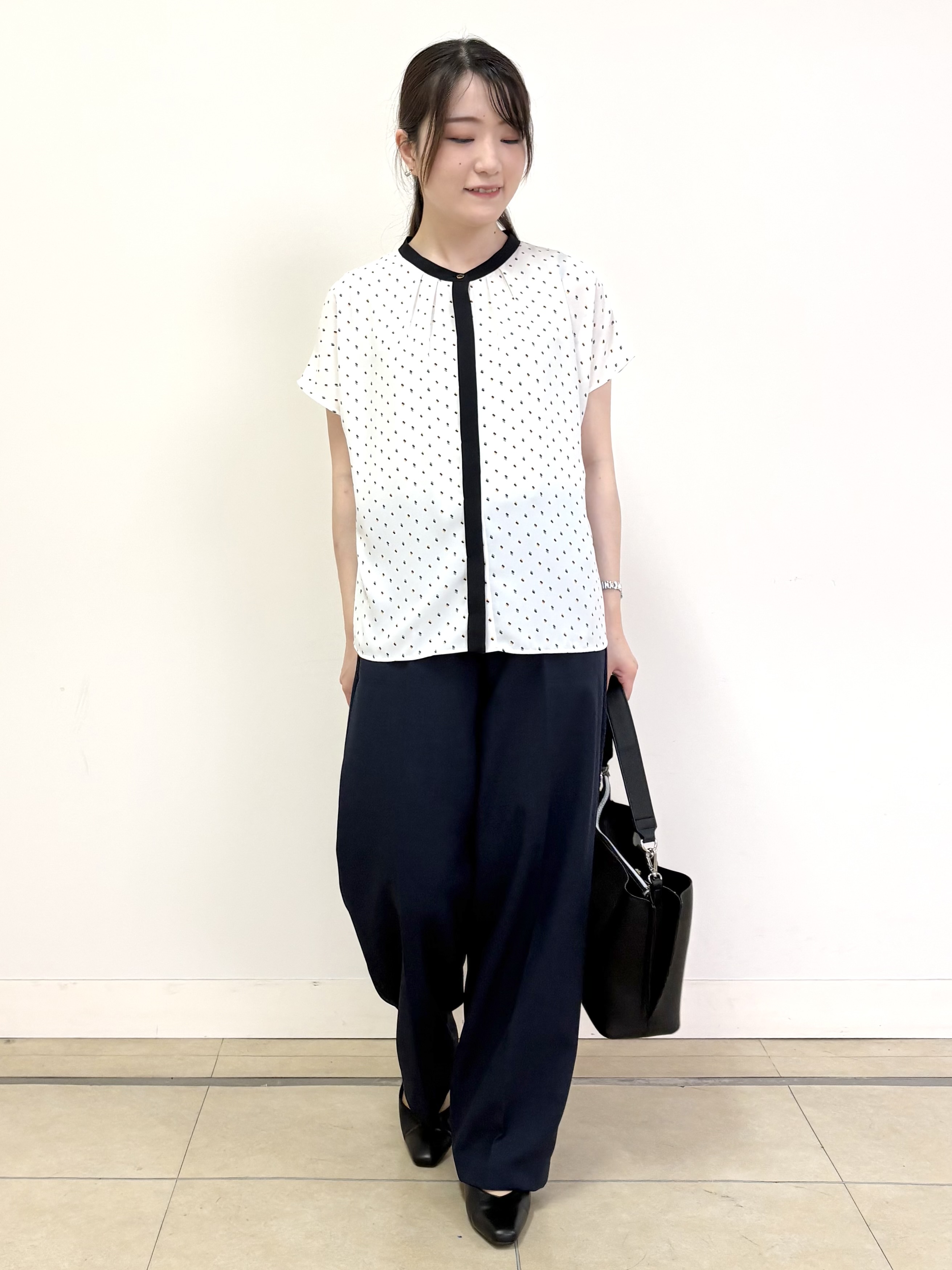 mikiさんの「Reflect｜【通勤におすすめ◎】ジョーゼットブラウス」を使ったコーディネート