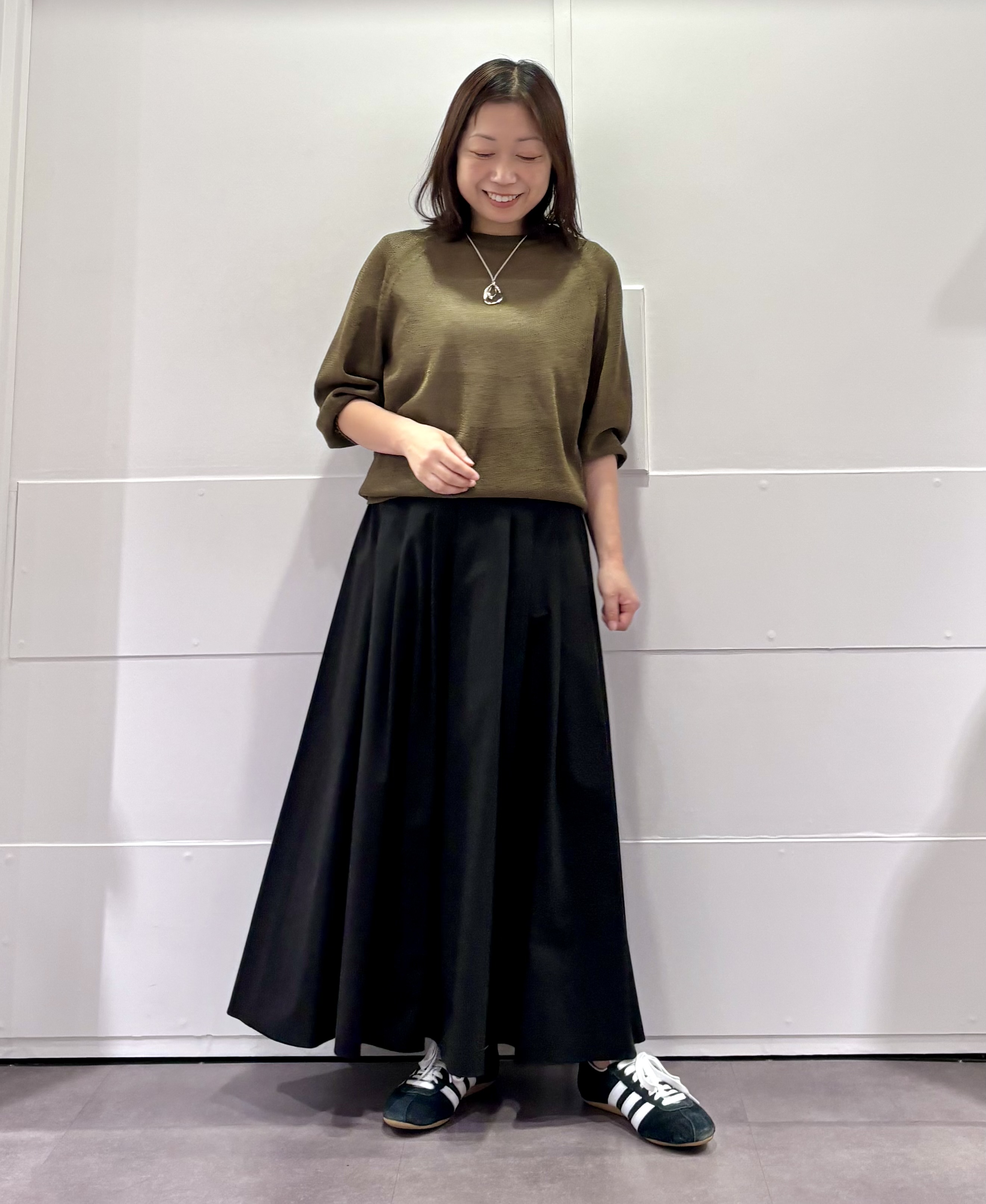 TOKOさんの「UNTITLED｜【洗える/ゆったり】クルーネックドライニット」を使ったコーディネート