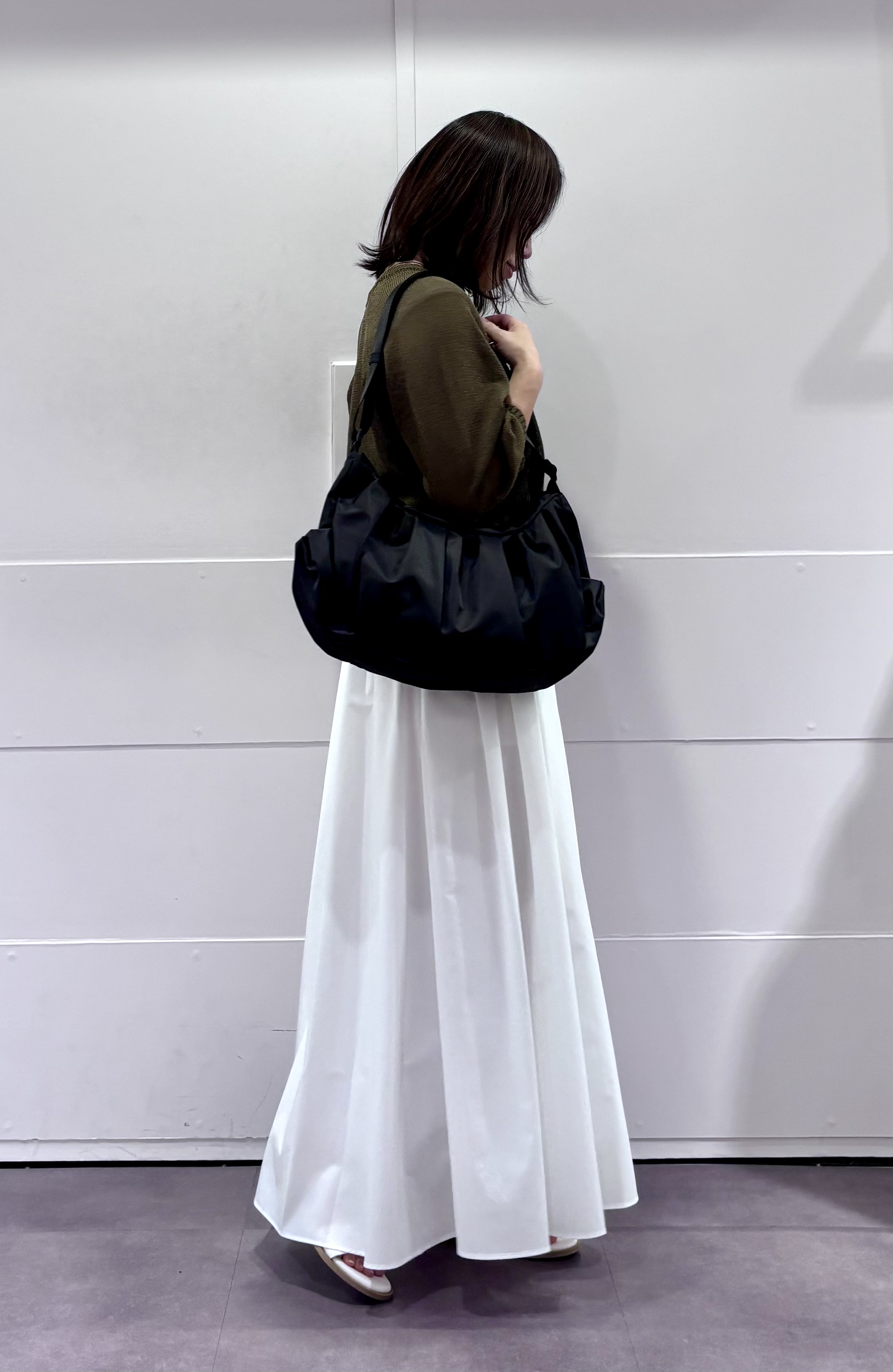 TOKOさんの「UNTITLED｜【洗える/ゆったり】クルーネックドライニット」を使ったコーディネート