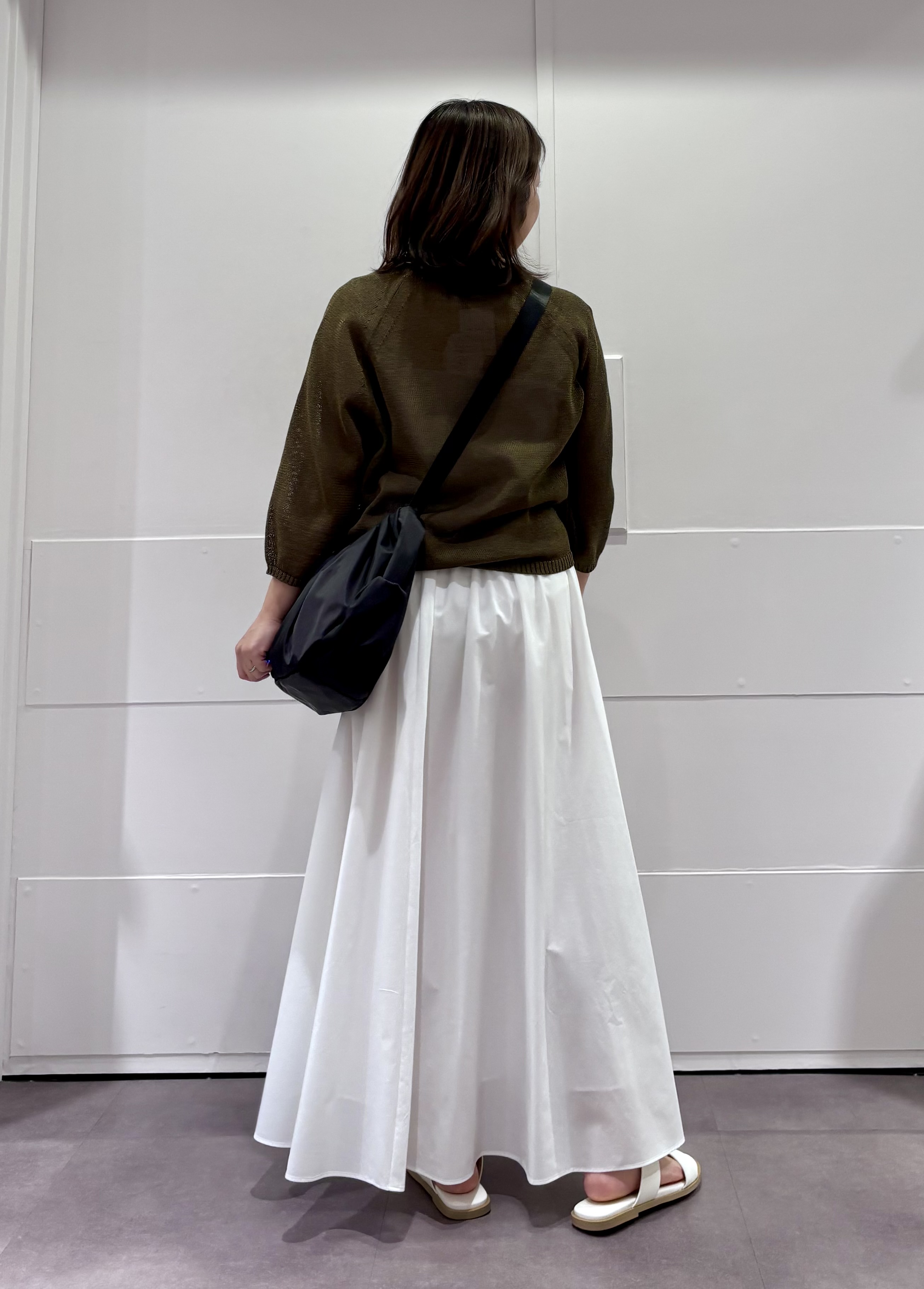 TOKOさんの「UNTITLED｜【洗える/ゆったり】クルーネックドライニット」を使ったコーディネート