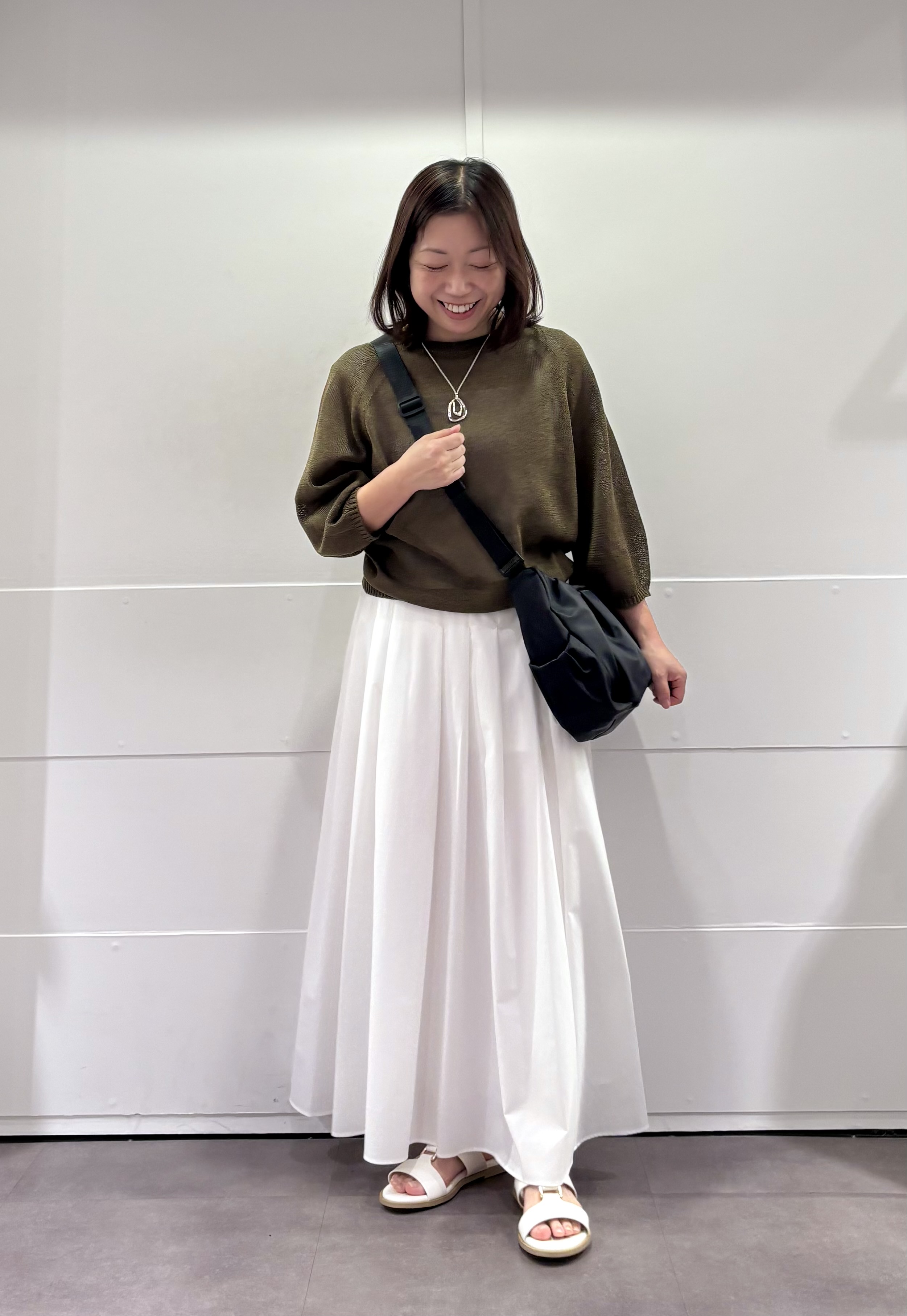 TOKOさんの「UNTITLED｜【洗える/ゆったり】クルーネックドライニット」を使ったコーディネート