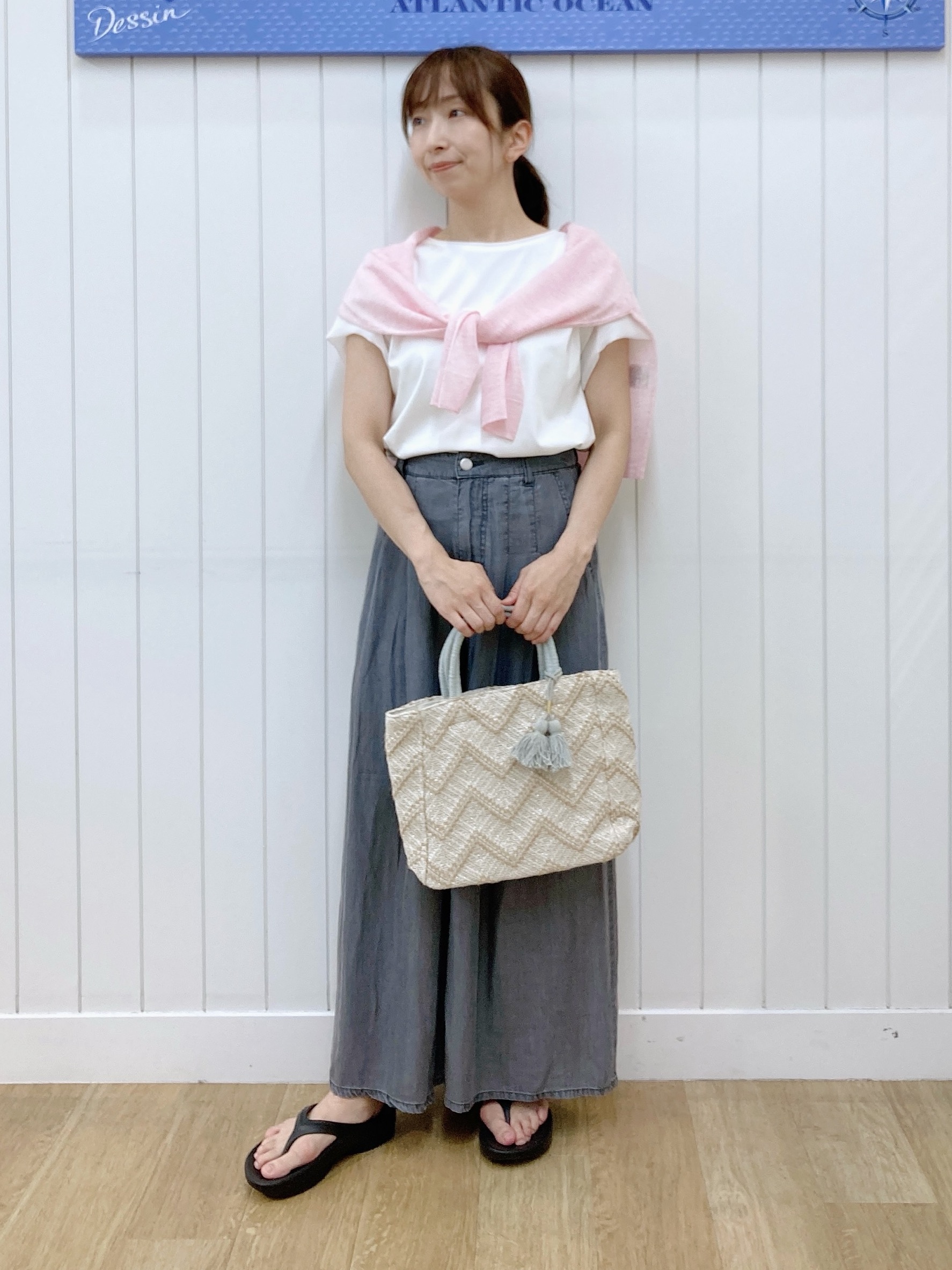 yoshiさんの「Dessin｜【UVカット/接触冷感】美光沢カットソー」を使ったコーディネート