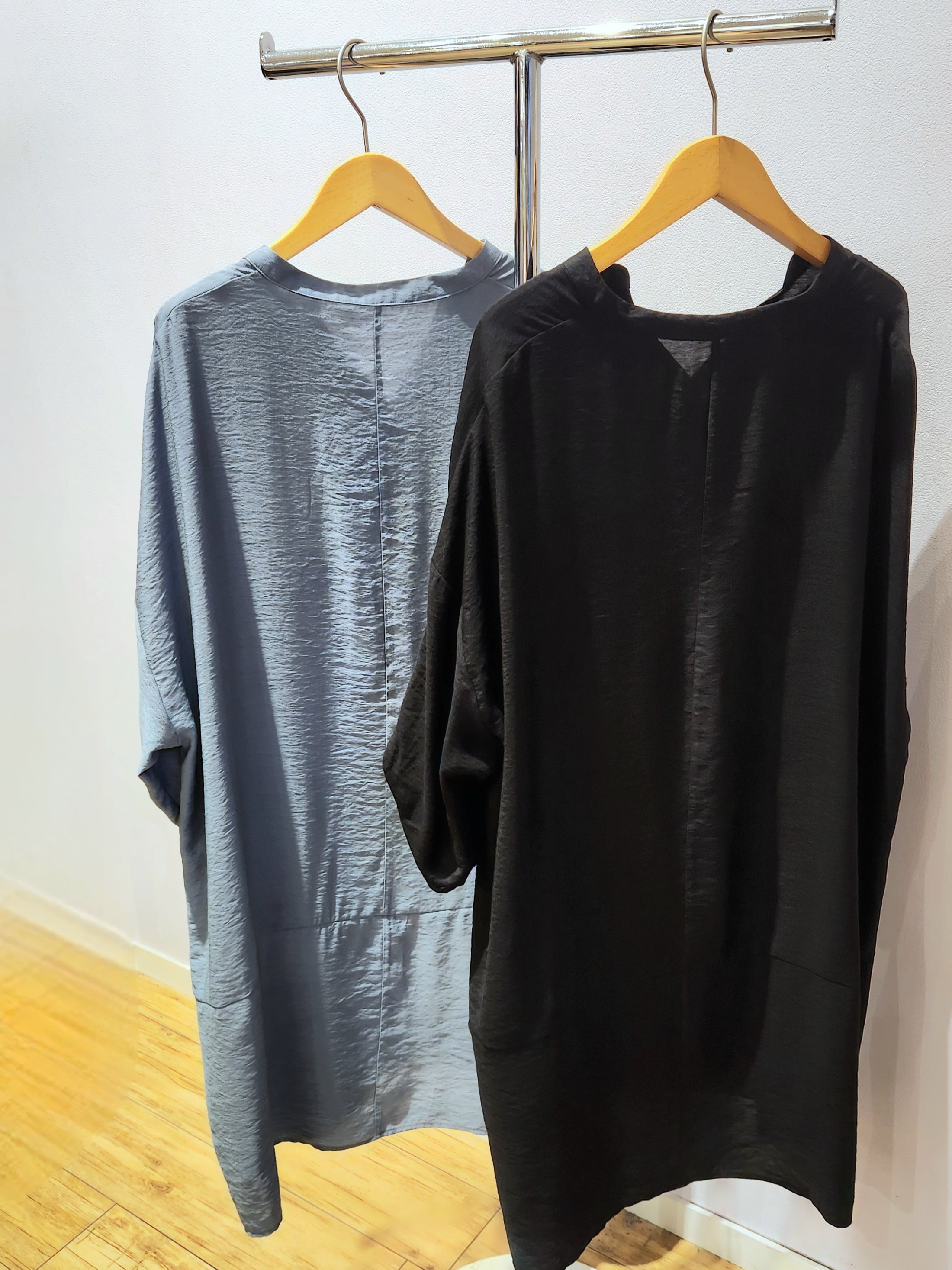 くまさんの「SHOO･LA･RUE｜【ひんやり/S-LL/洗濯機可】体型カバーにも スラブコクーンチュニック」を使ったコーディネート