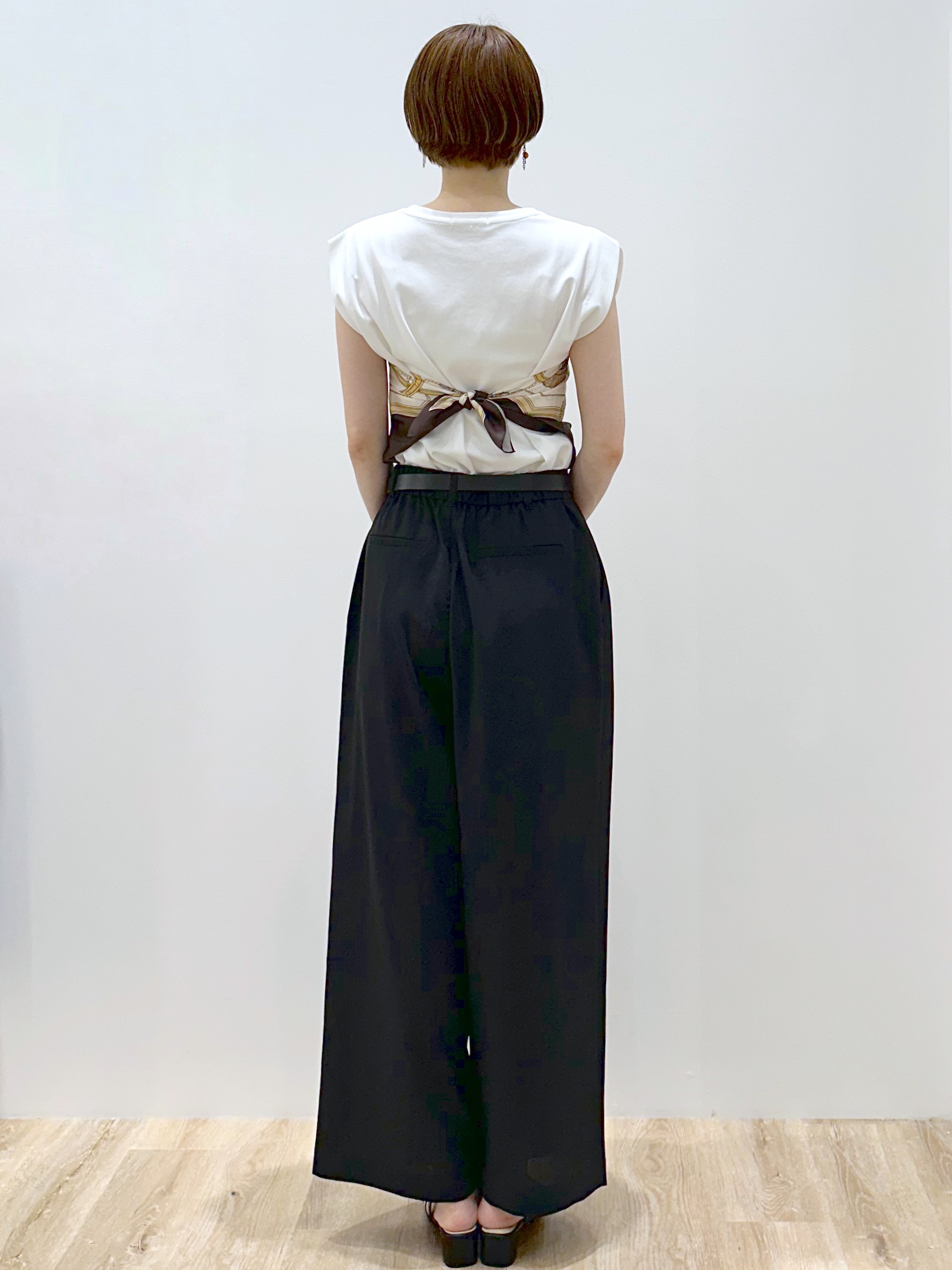 yurieさんの「OPAQUE.CLIP｜【UV／接触冷感】スーパーアイス ノースリーブカットソー《洗濯機OK》」を使ったコーディネート