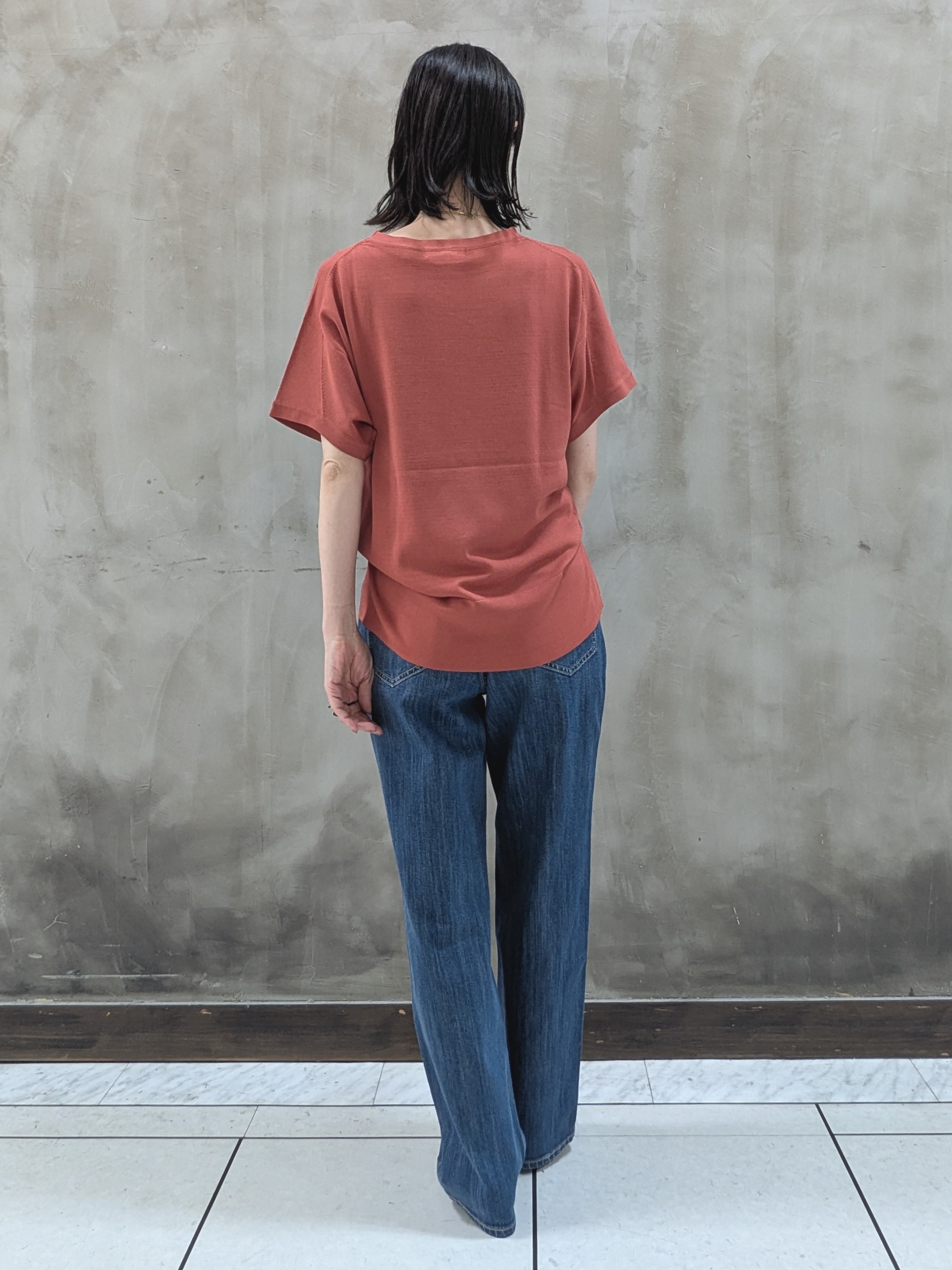 shioさんの「grove｜【シリーズ累計36万枚！やわらかドライタッチ】夏にうれしい多機能ロングニット」を使ったコーディネート
