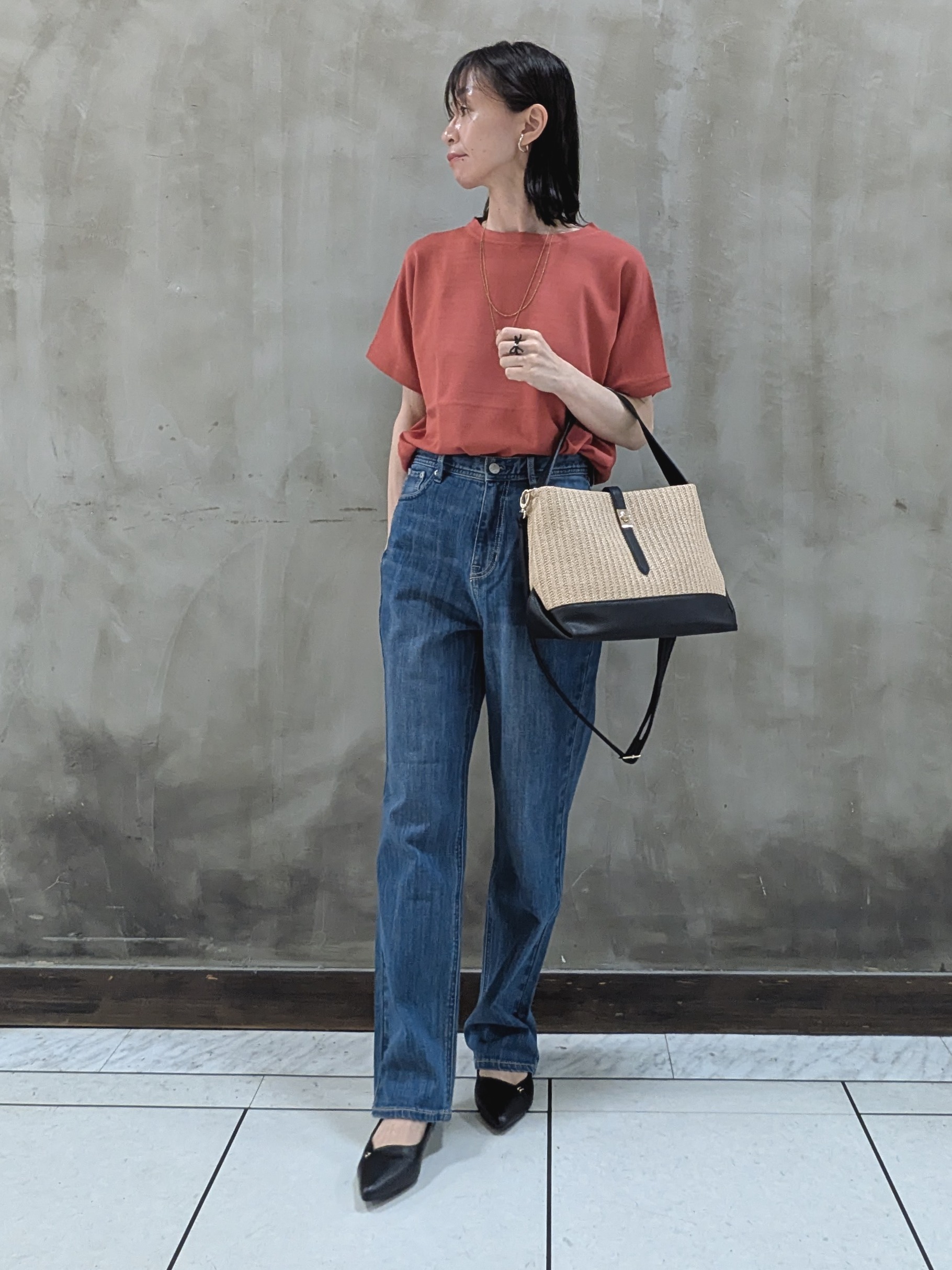 shioさんの「grove｜【シリーズ累計36万枚！やわらかドライタッチ】夏にうれしい多機能ロングニット」を使ったコーディネート
