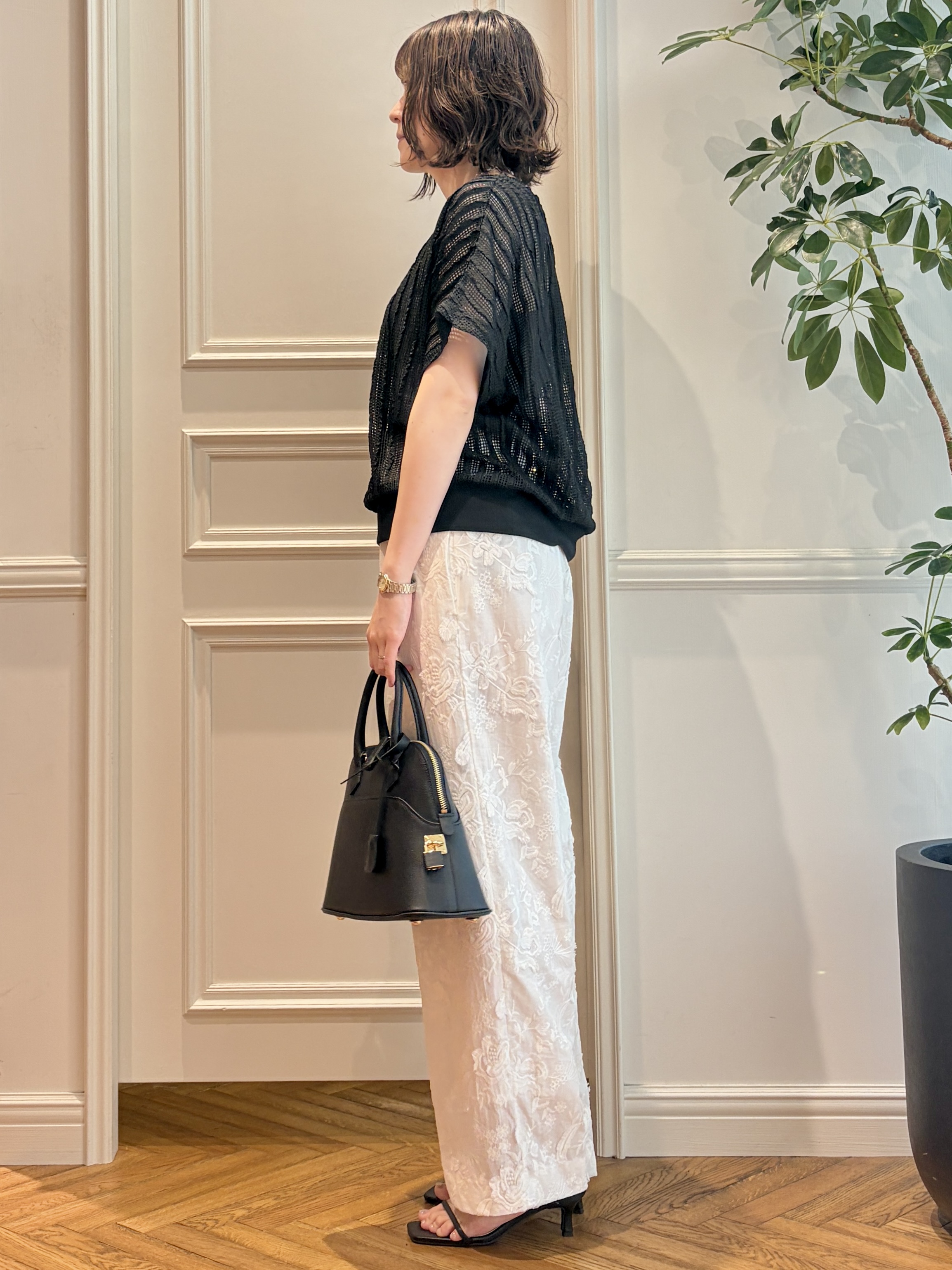 nakaoさんの「DRESSTERIOR｜◆mica della valle（ミカデラヴァッレ）Katia ハンドバッグ」を使ったコーディネート