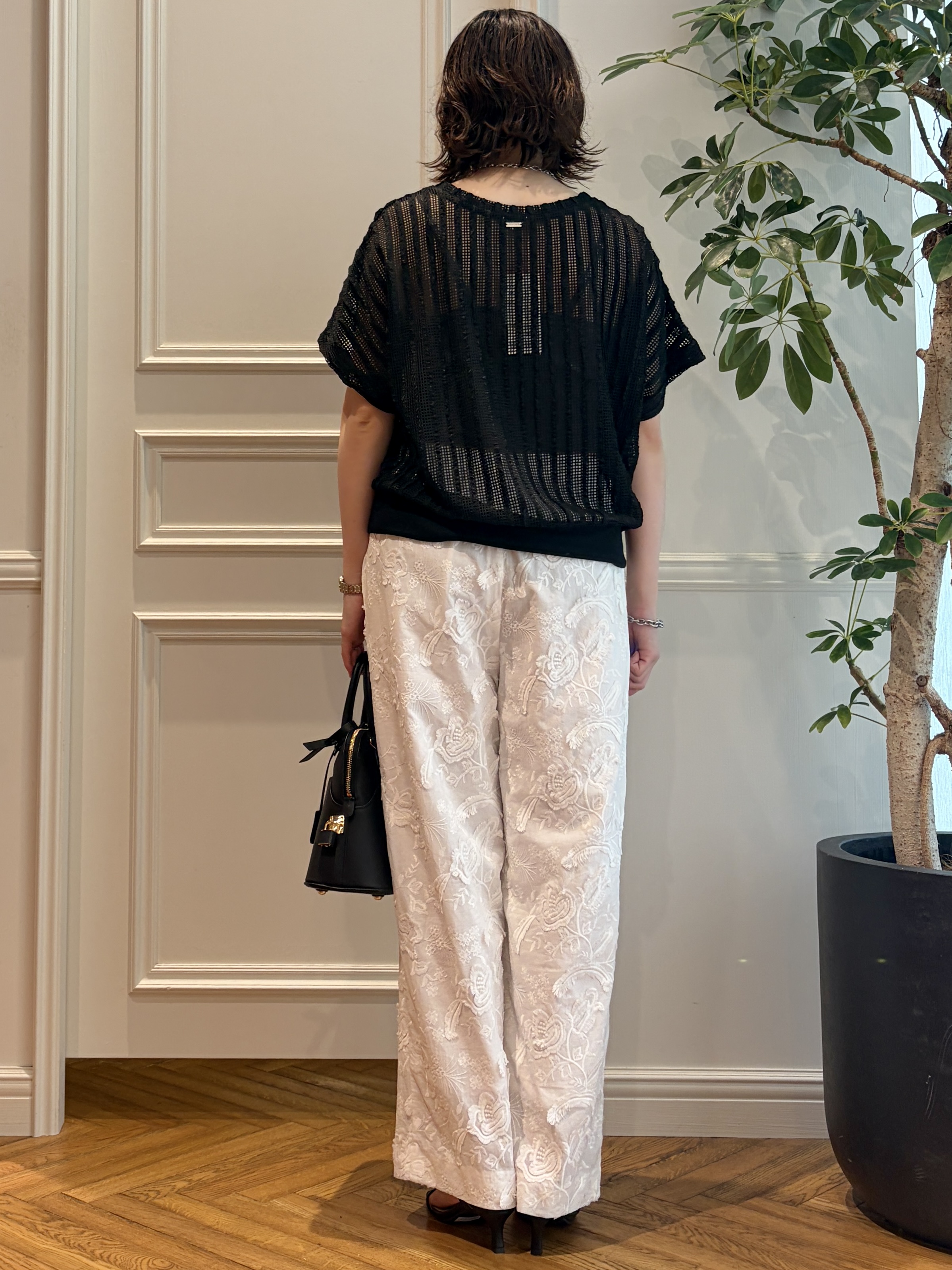 nakaoさんの「DRESSTERIOR｜◆mica della valle（ミカデラヴァッレ）Katia ハンドバッグ」を使ったコーディネート