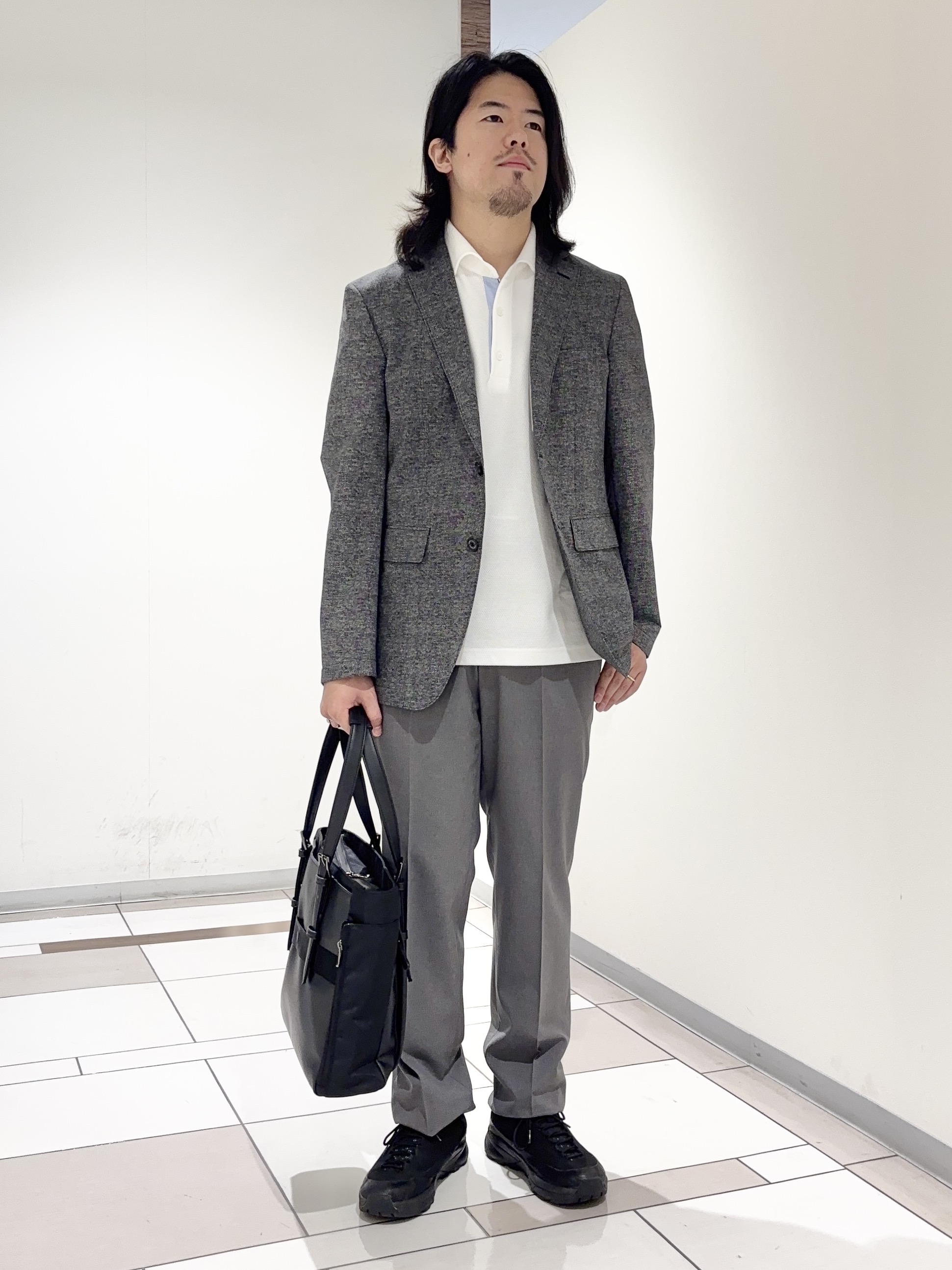 及川さんの「TAKEO KIKUCHI｜【抗菌防臭】COOL DOTS（R）ドビープリント ジャケット」を使ったコーディネート