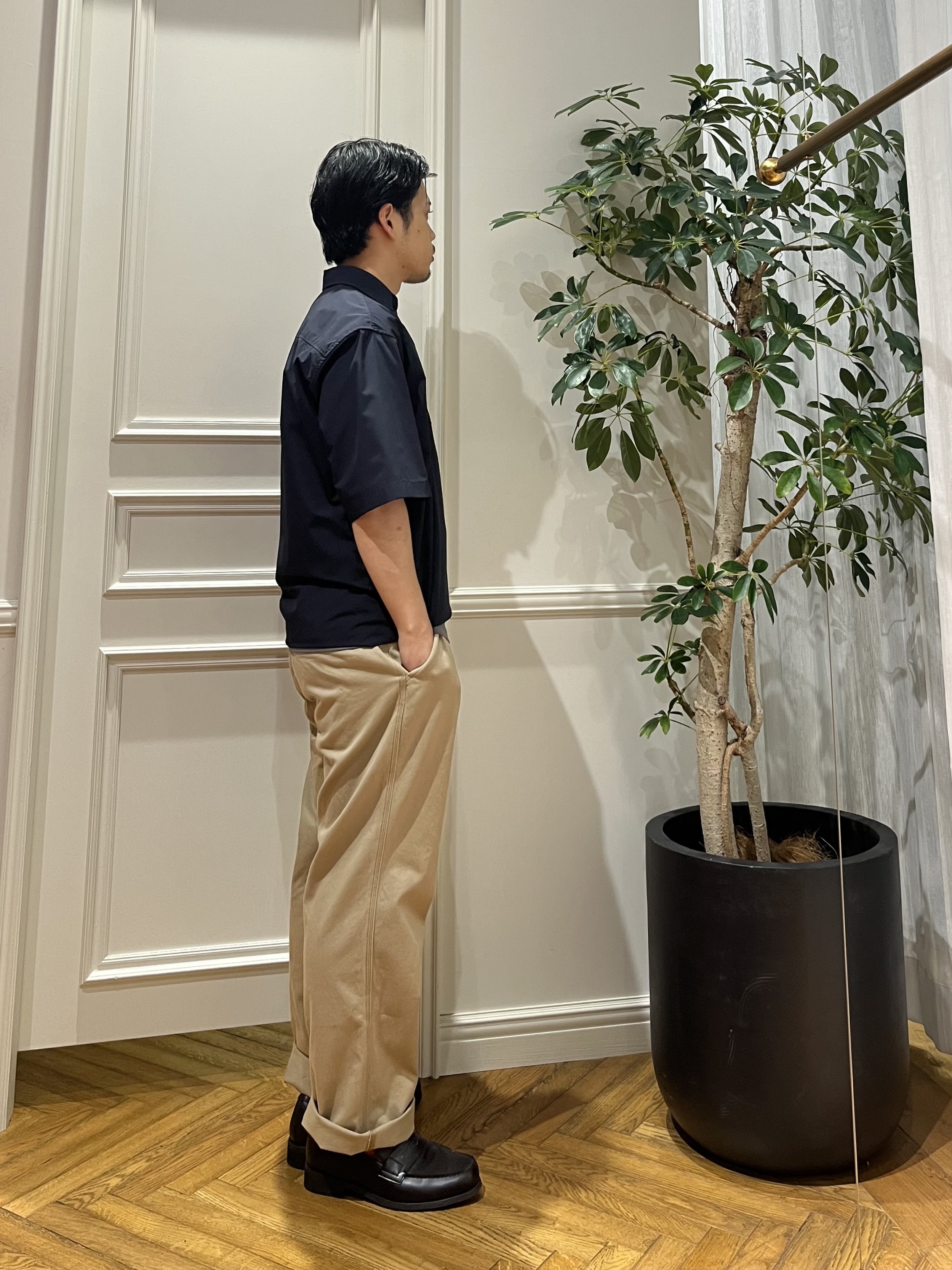 Tokuさんの「DRESSTERIOR｜イージーケア プルオーバーシャツ」を使ったコーディネート