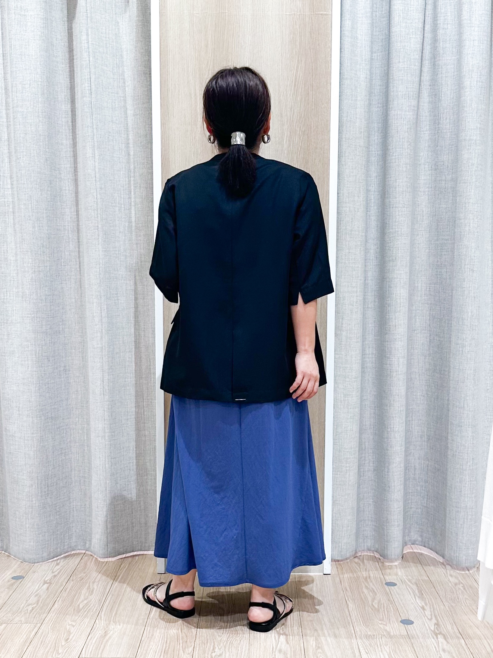 naoさんの「grove｜【洗濯機OK/ひんやり】軽く羽織れるハーフスリーブジャケット」を使ったコーディネート