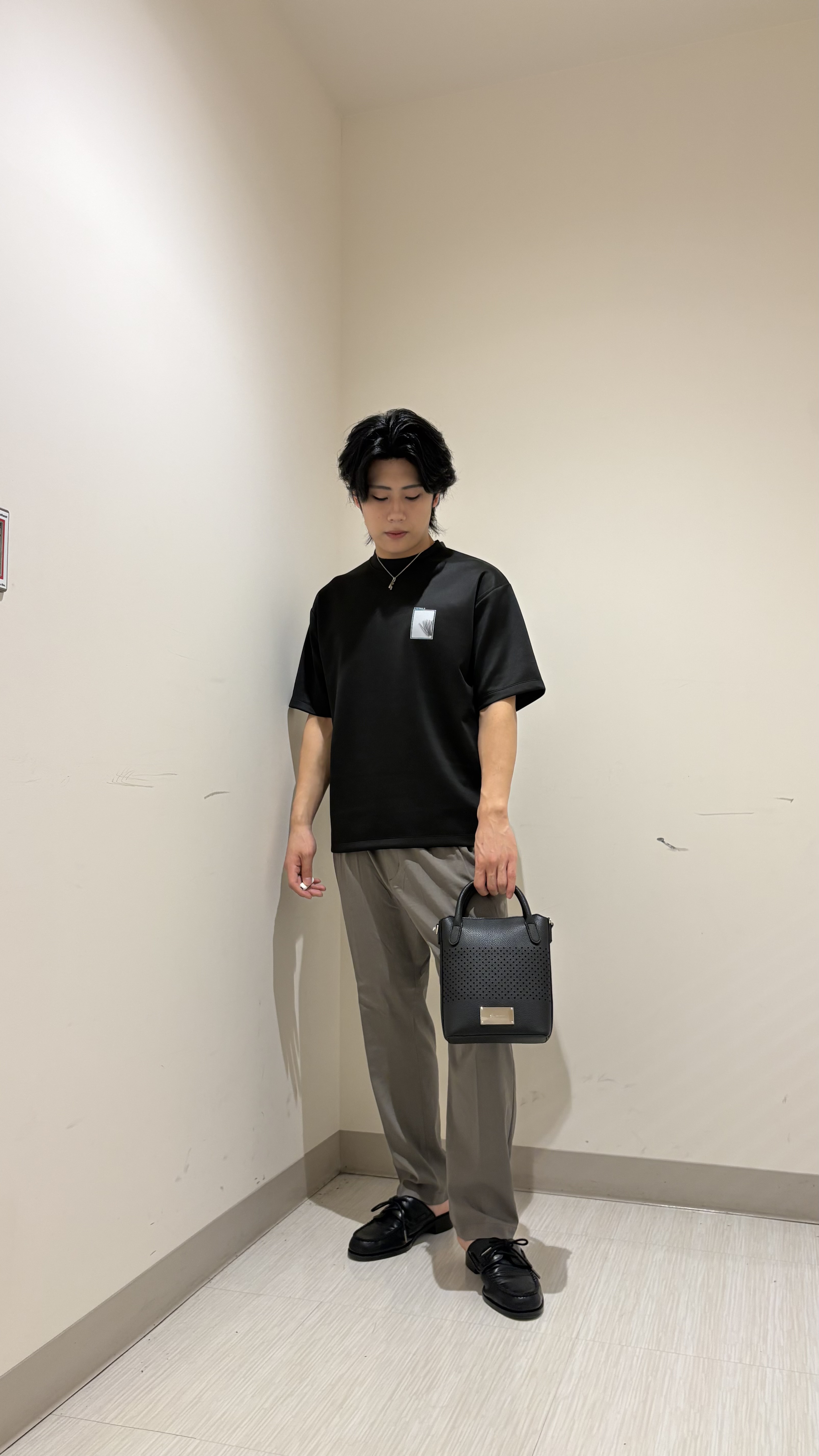辻一樹さんの「tk.TAKEO KIKUCHI｜【接触冷感／UVCUT】COOL PLAY開襟シャツ」を使ったコーディネート