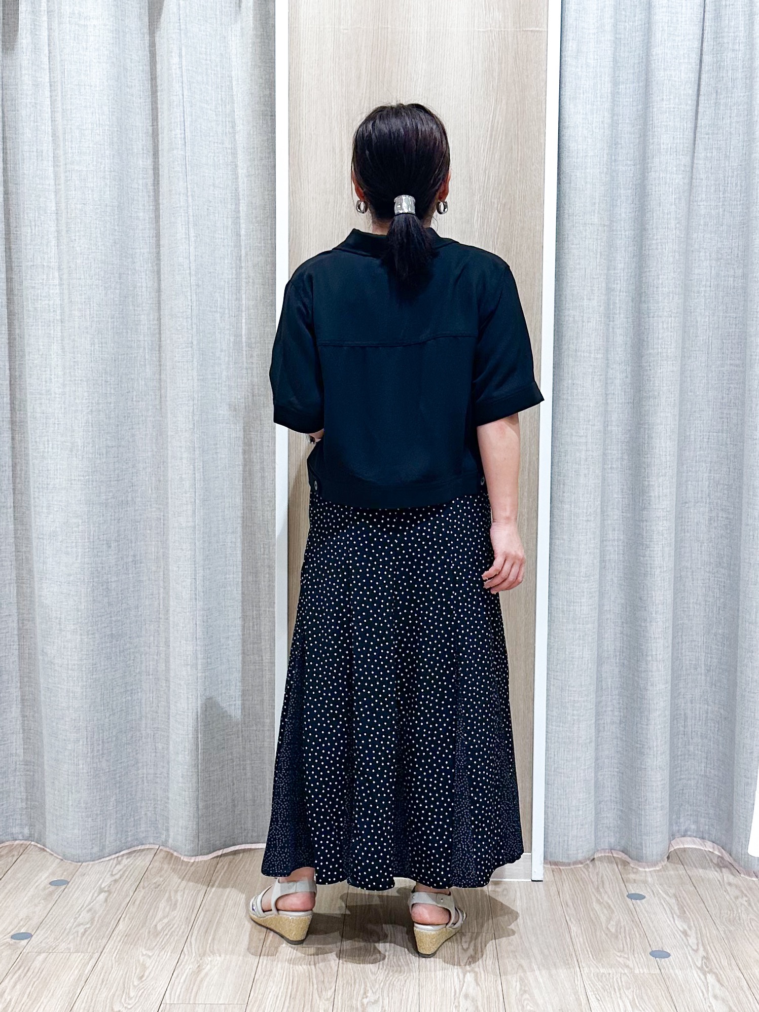 naoさんの「grove｜【吸水速乾・通気性・洗える】衿付きハーフジャケット」を使ったコーディネート