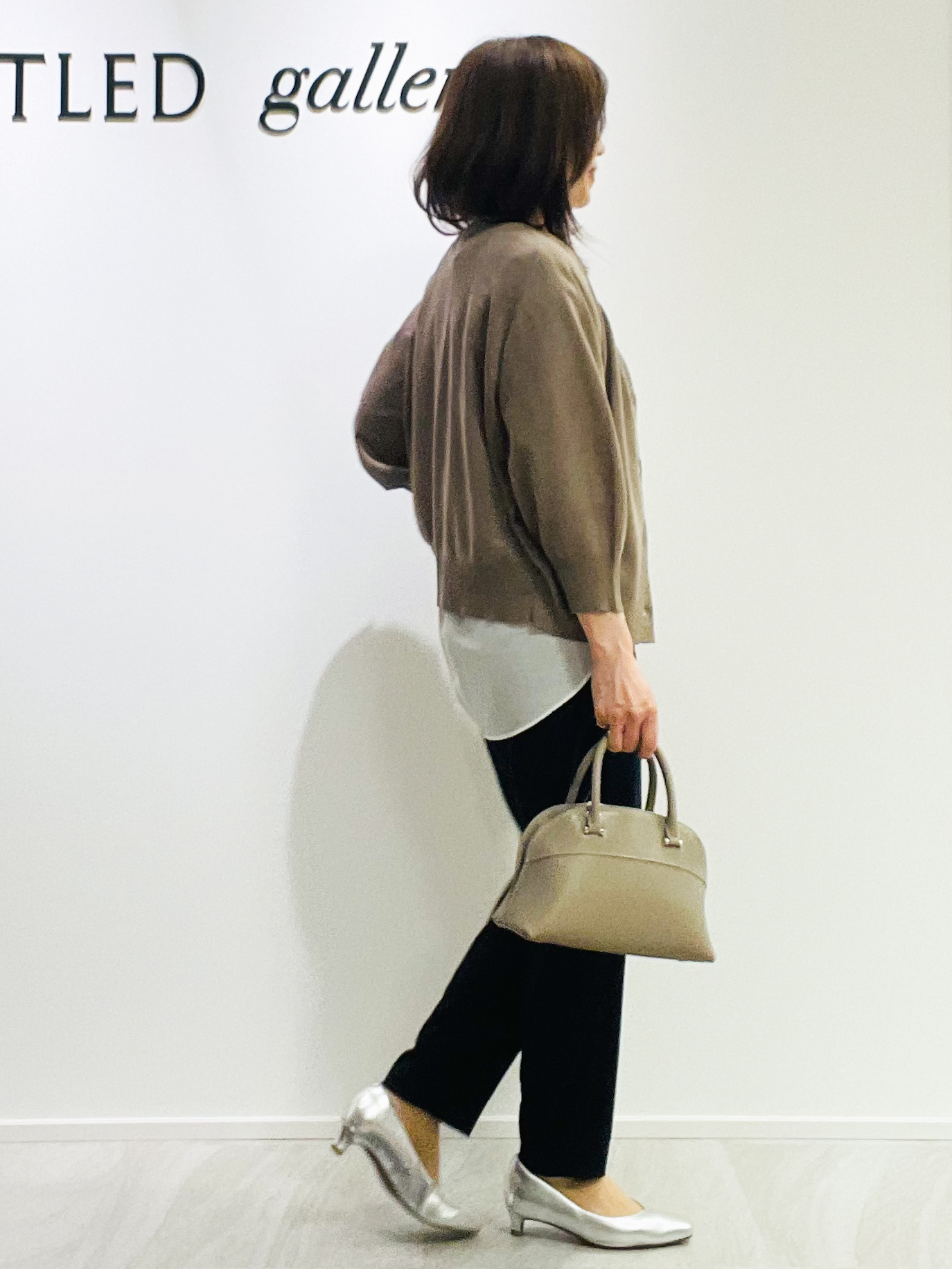 めいさんの「UNTITLED｜【接触冷感/通気性/洗える】フロントフリルブラウス」を使ったコーディネート