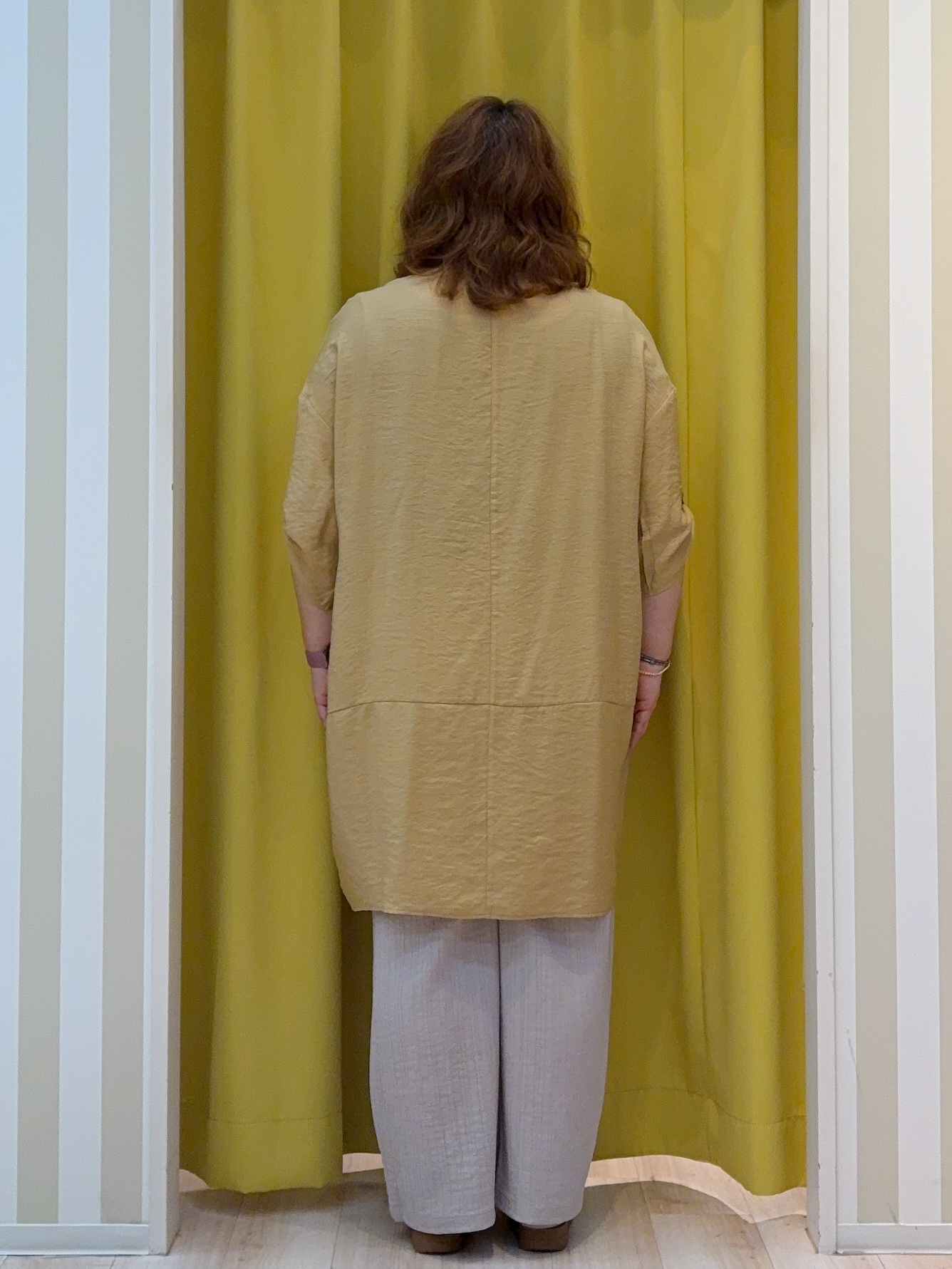 kotoさんさんの「SHOO･LA･RUE｜【ひんやり/S-LL/洗濯機可】体型カバーにも スラブコクーンチュニック」を使ったコーディネート