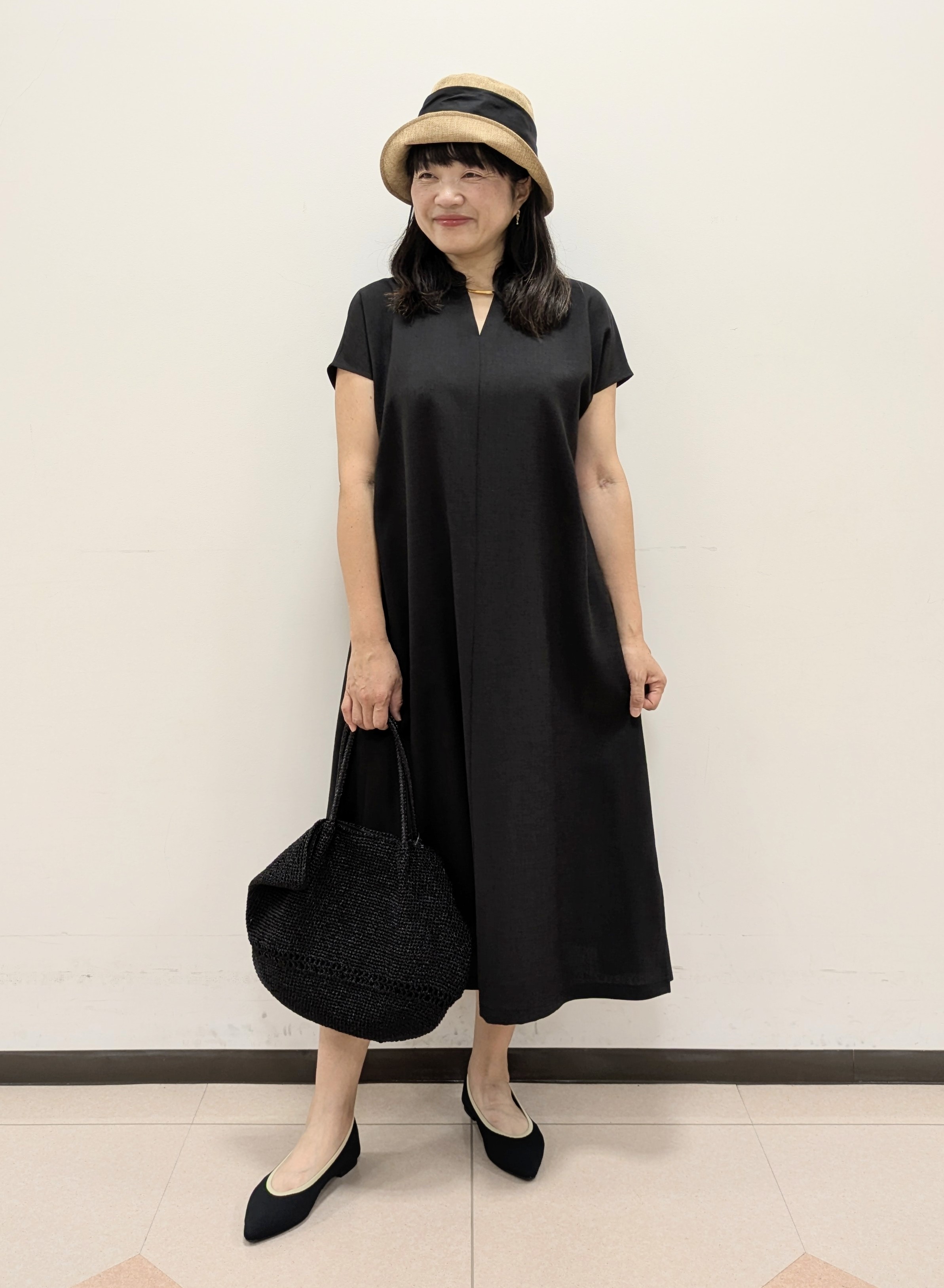 ともさんの「UNTITLED｜【UV/接触冷感/遮熱/通気性】スラブバンドカラーワンピース」を使ったコーディネート