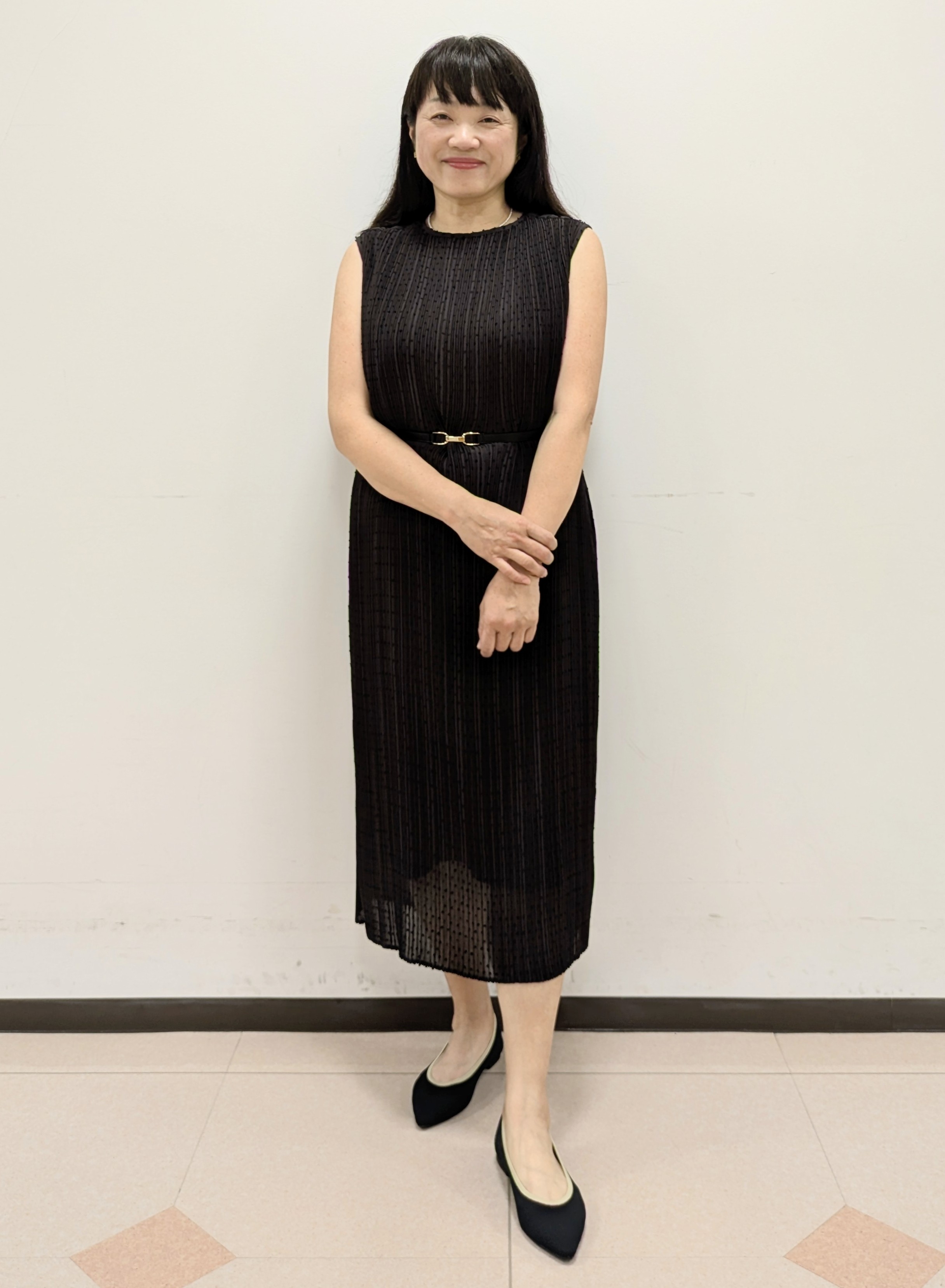 ともさんの「UNTITLED｜【華やか/シアー感】ドットジャガードワンピース」を使ったコーディネート