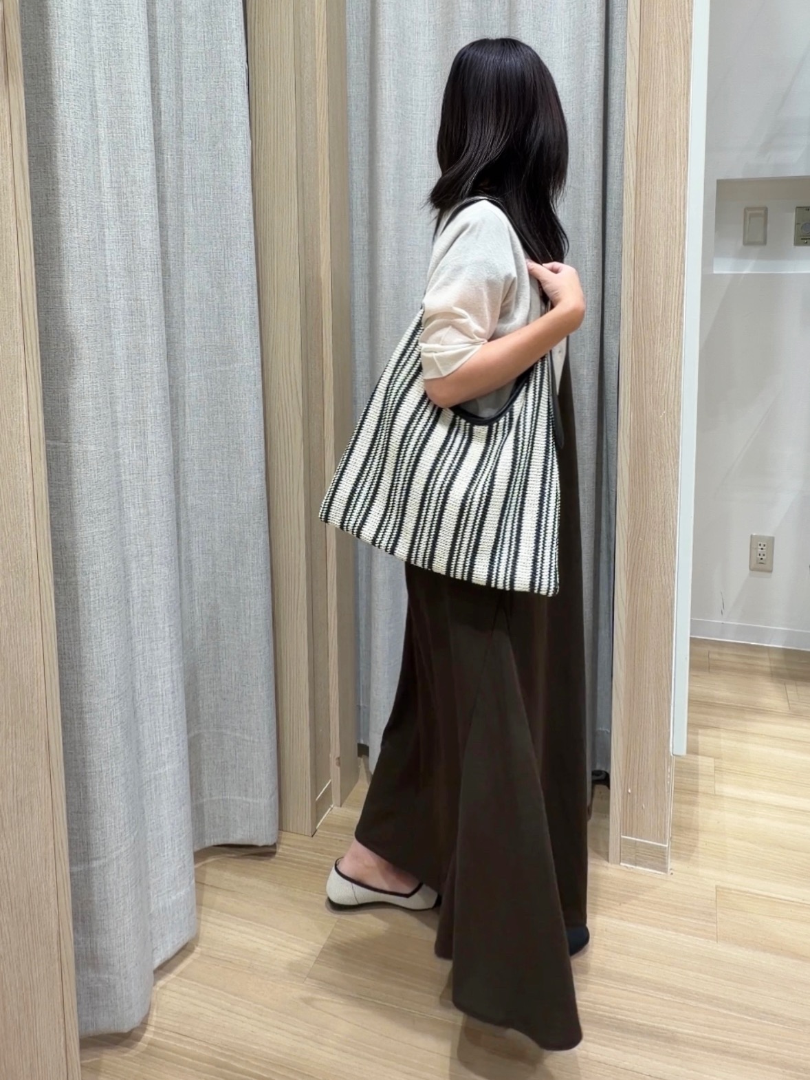 Fumikaさんの「grove｜【洗える】大人のシアーニットカーディガン」を使ったコーディネート