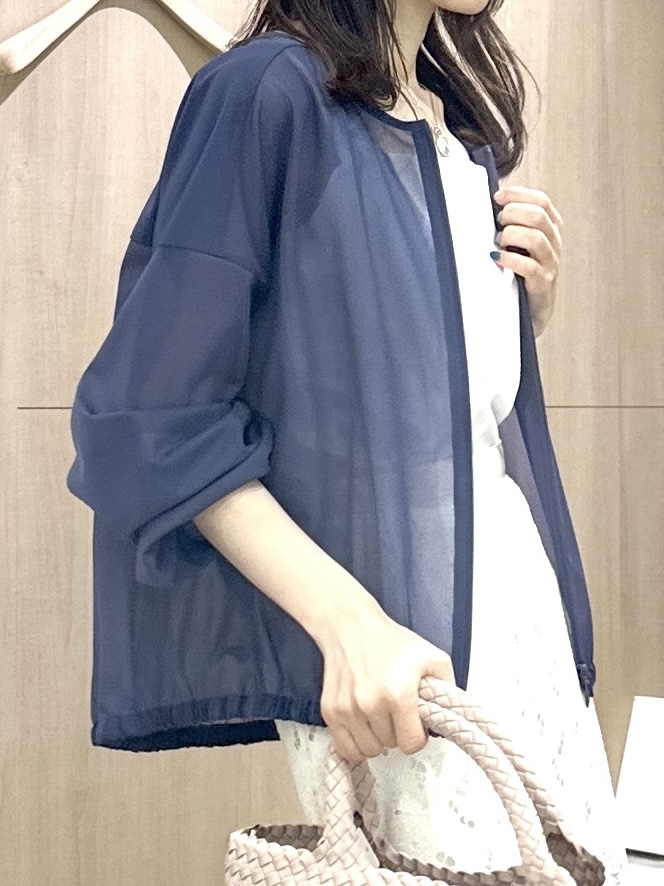 Miwaさんの「UNTITLED｜トリコットシアーブラウス」を使ったコーディネート
