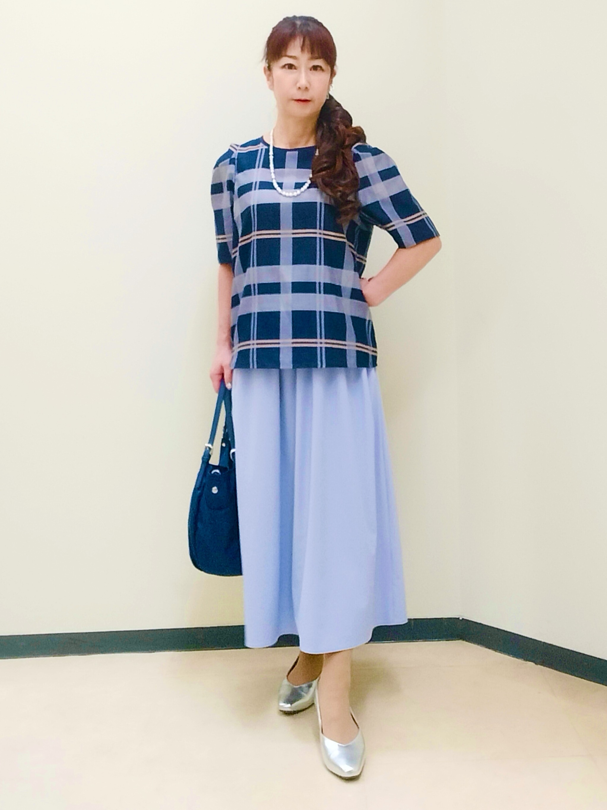 花さんの「Reflect｜【セットアップ／手洗い可】チェック柄パフスリーブブラウス」を使ったコーディネート