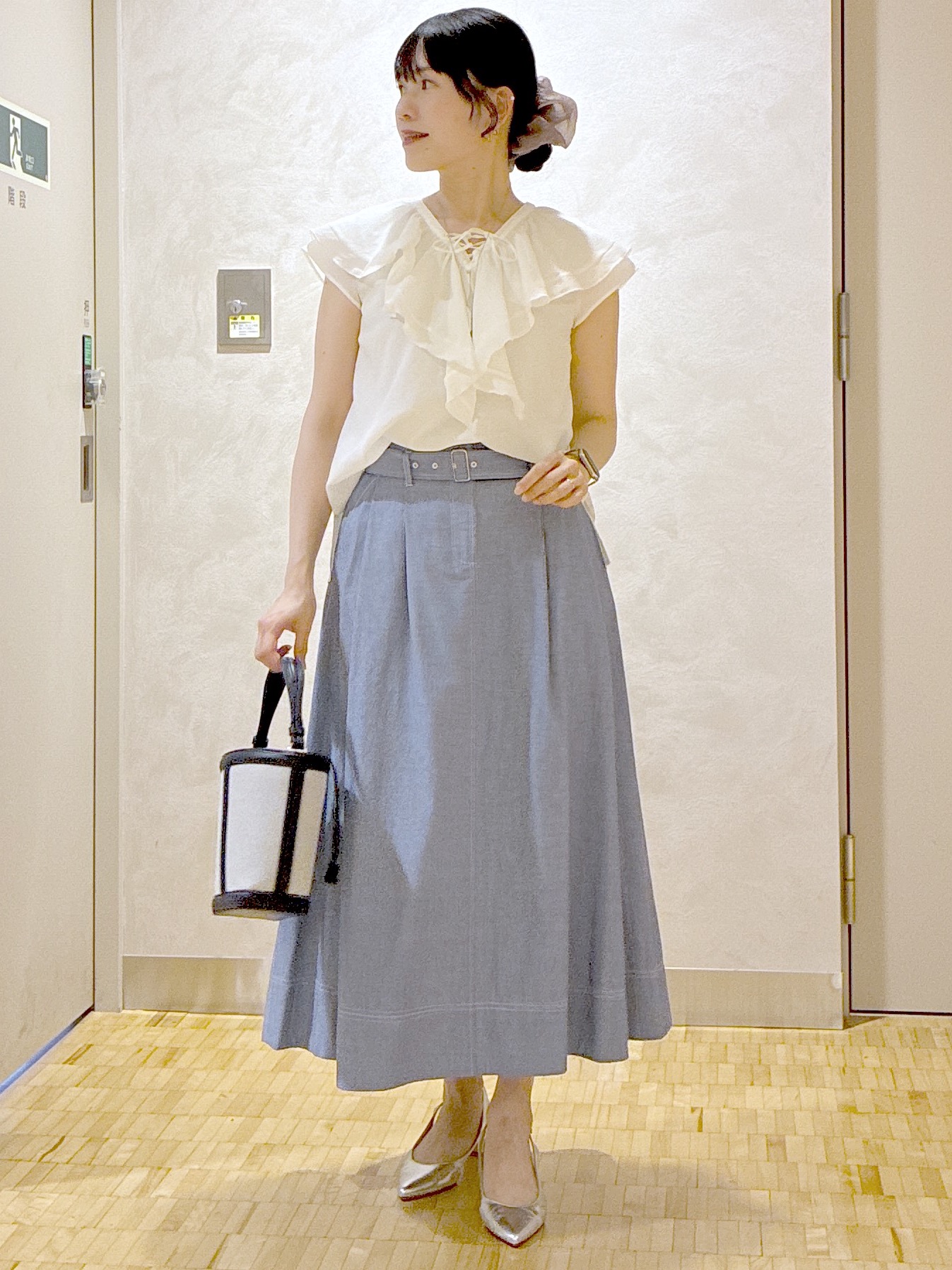  beni_gingerさんの「Reflect｜【通気性あり／涼しい／マシンウォッシャブル】フリルブラウス」を使ったコーディネート