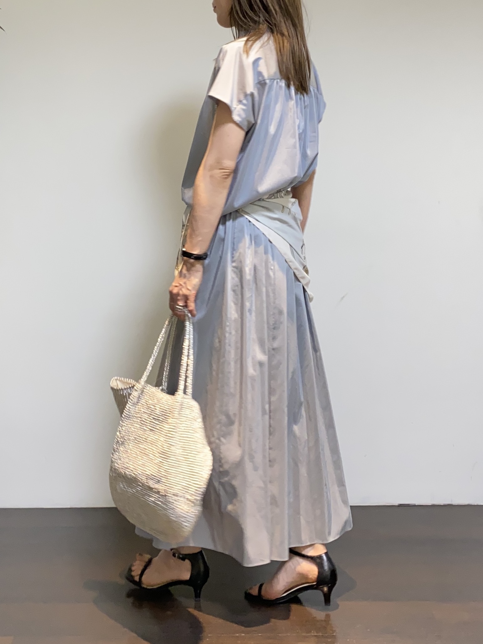 tomoさんの「UNTITLED｜【7色展開/ゆったり/ショート丈】シアートリコットカーディガン」を使ったコーディネート