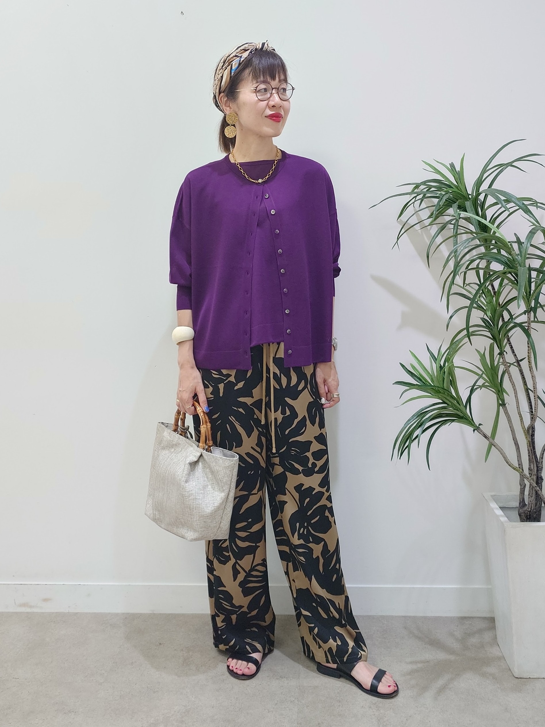 MUTSUKOさんの「UNTITLED｜バンブーハンドルトート」を使ったコーディネート