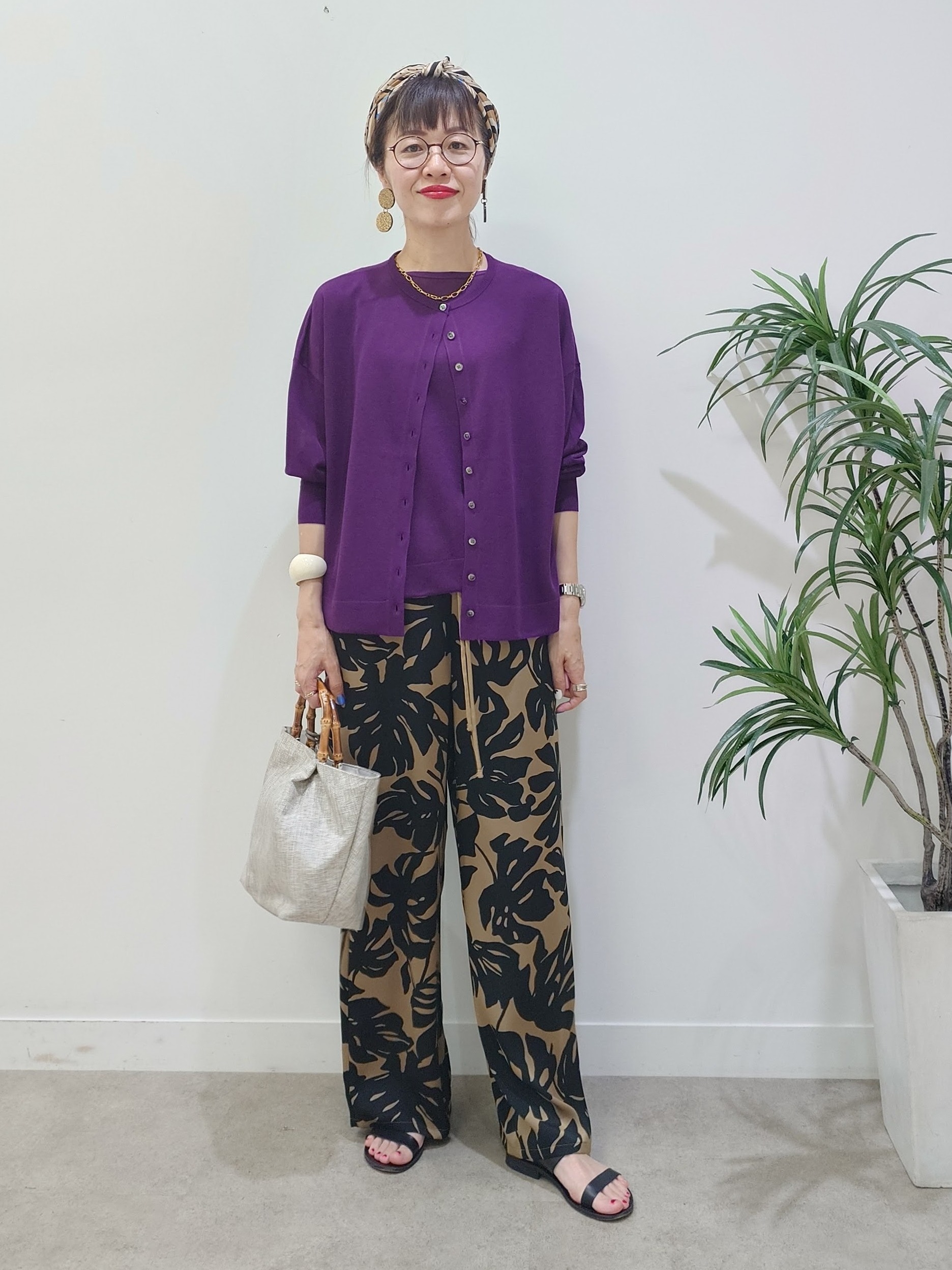 MUTSUKOさんの「UNTITLED｜バンブーハンドルトート」を使ったコーディネート