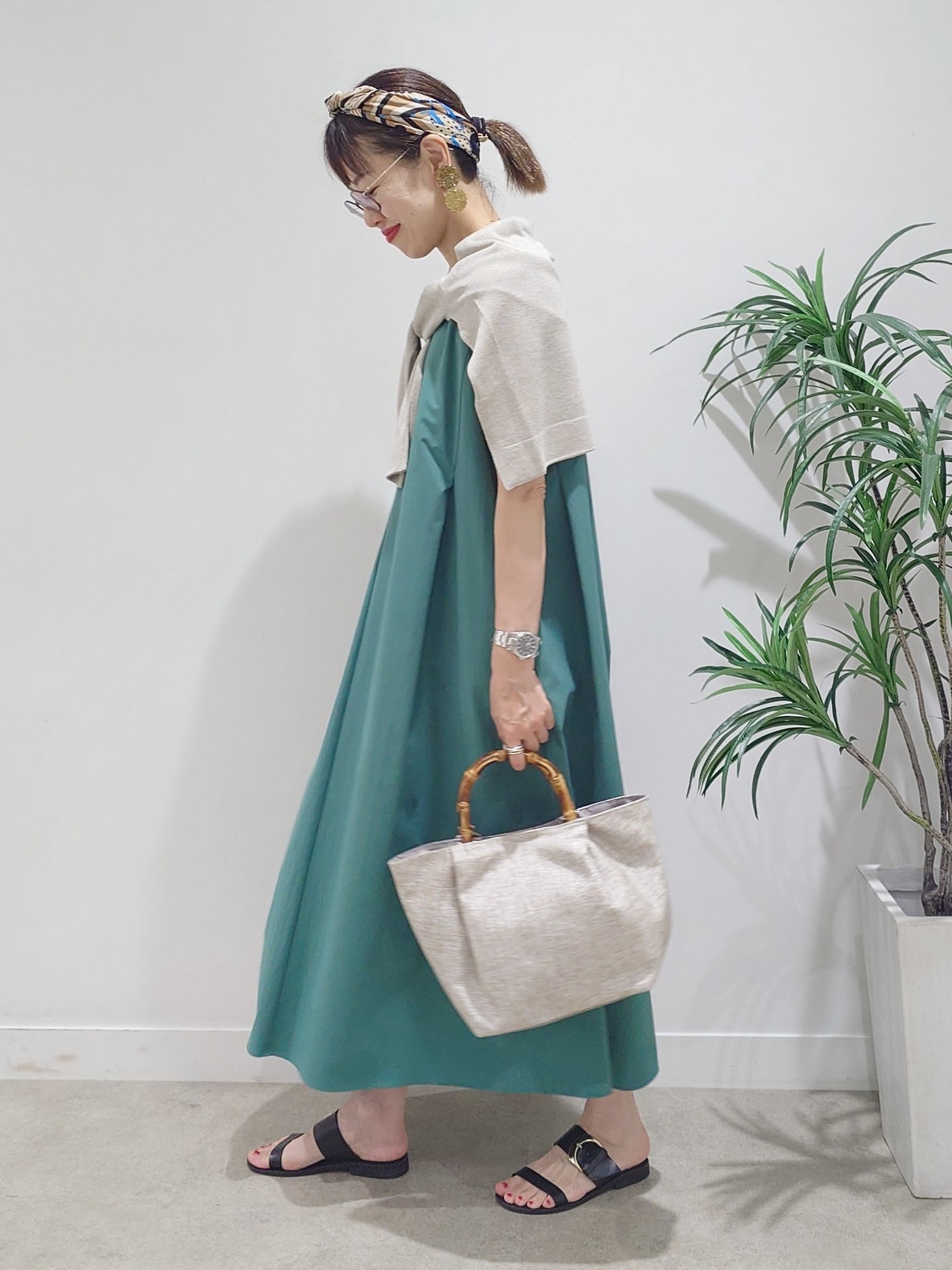 MUTSUKOさんの「UNTITLED｜バンブーハンドルトート」を使ったコーディネート