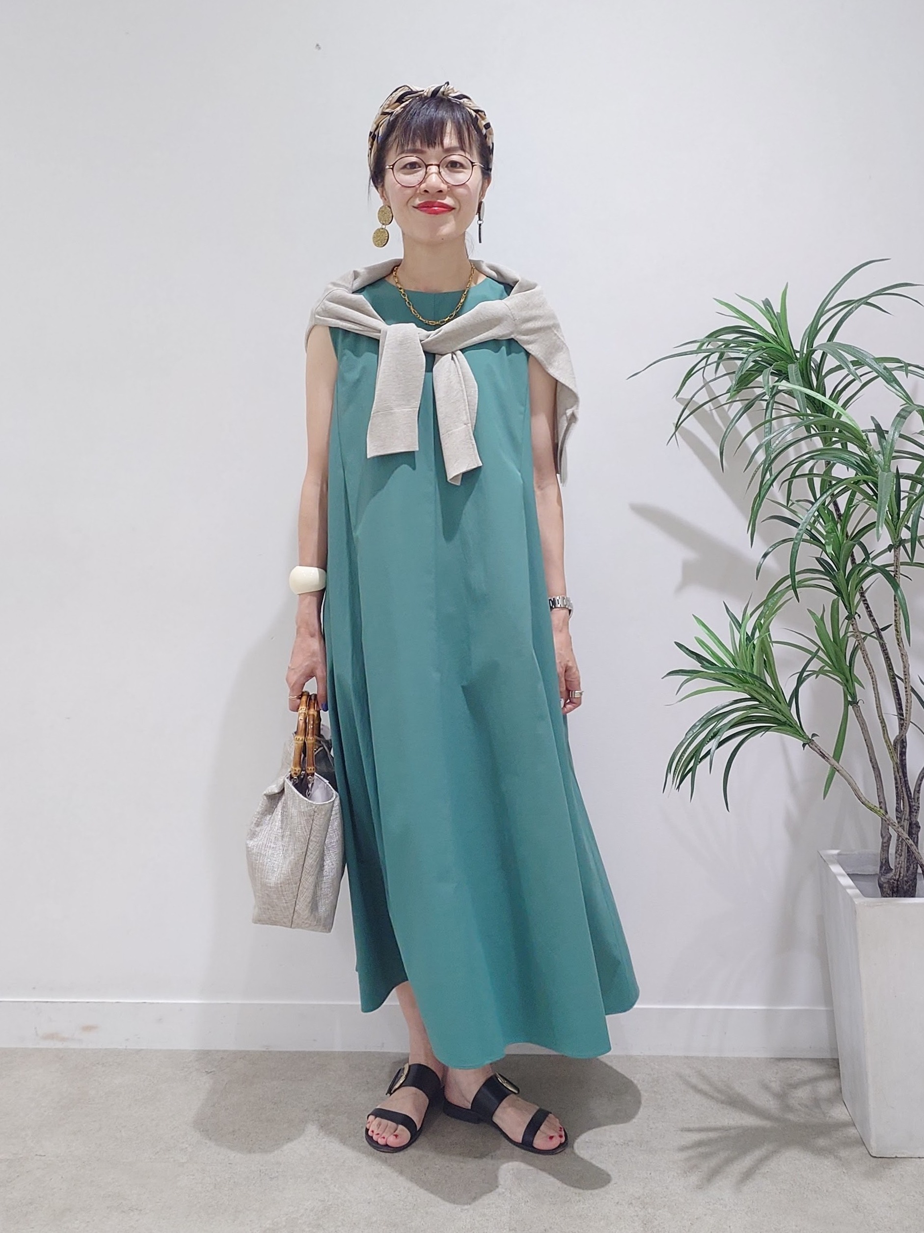 MUTSUKOさんの「UNTITLED｜バンブーハンドルトート」を使ったコーディネート