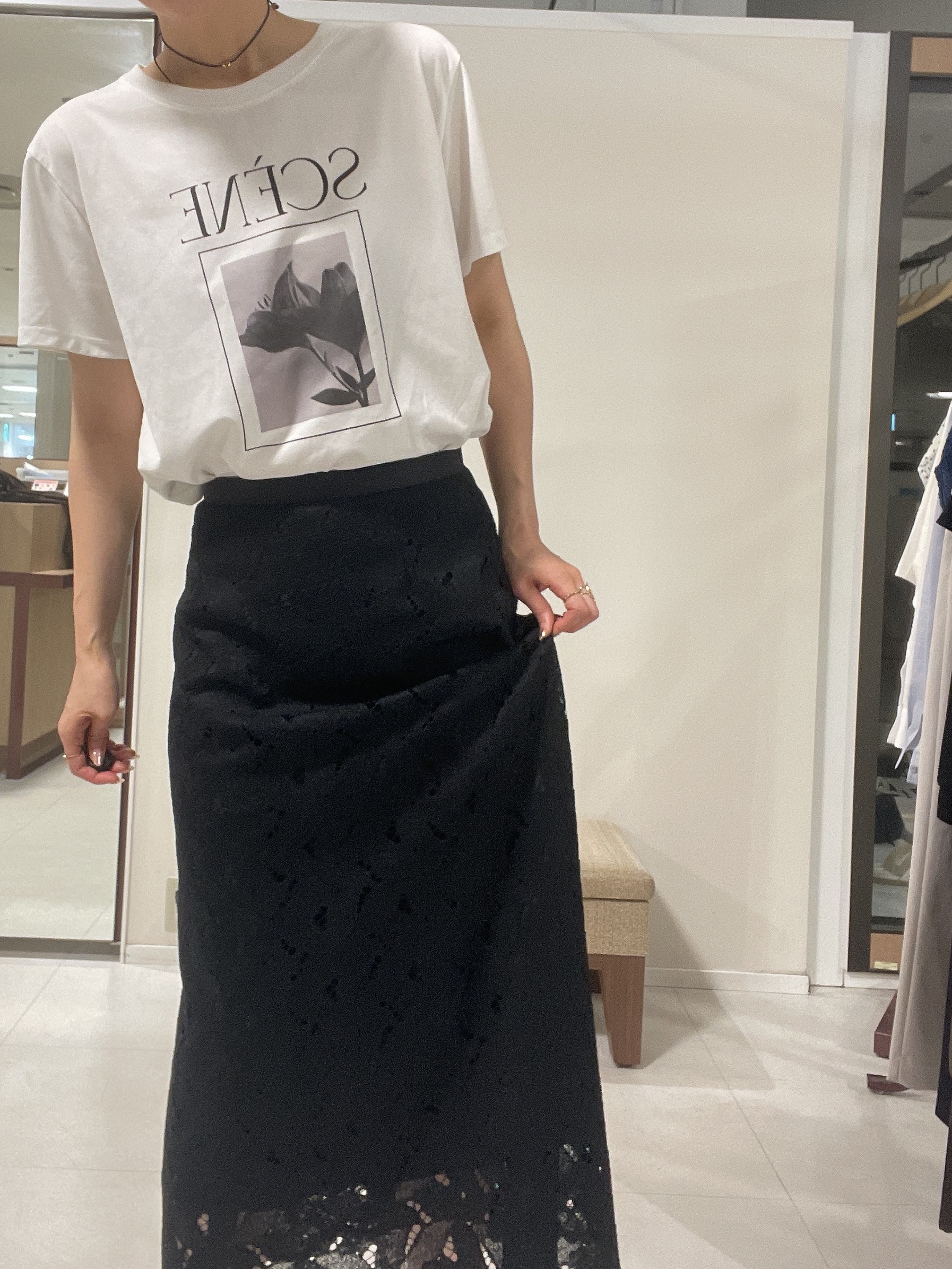 IWAMOさんの「UNTITLED｜【古畑星夏さん着用/ロゴ/プリント】グラフィックTシャツ」を使ったコーディネート