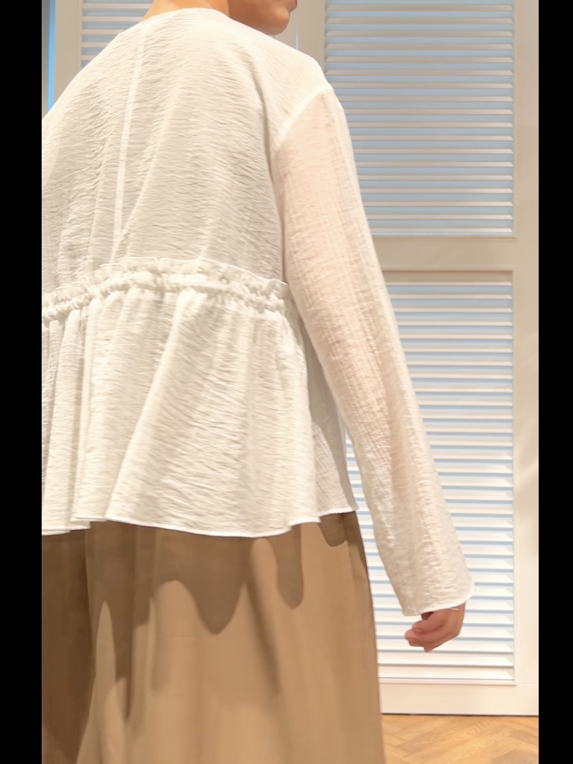 OCHIAIさんの「DRESSTERIOR｜シアー カーディガンブラウス」を使ったコーディネート