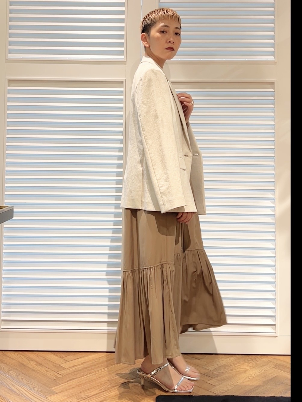 OCHIAIさんの「DRESSTERIOR｜【セットアップ可/吸水速乾/ウォッシャブル】リネンブレンドオックスダブルジャケット」を使ったコーディネート
