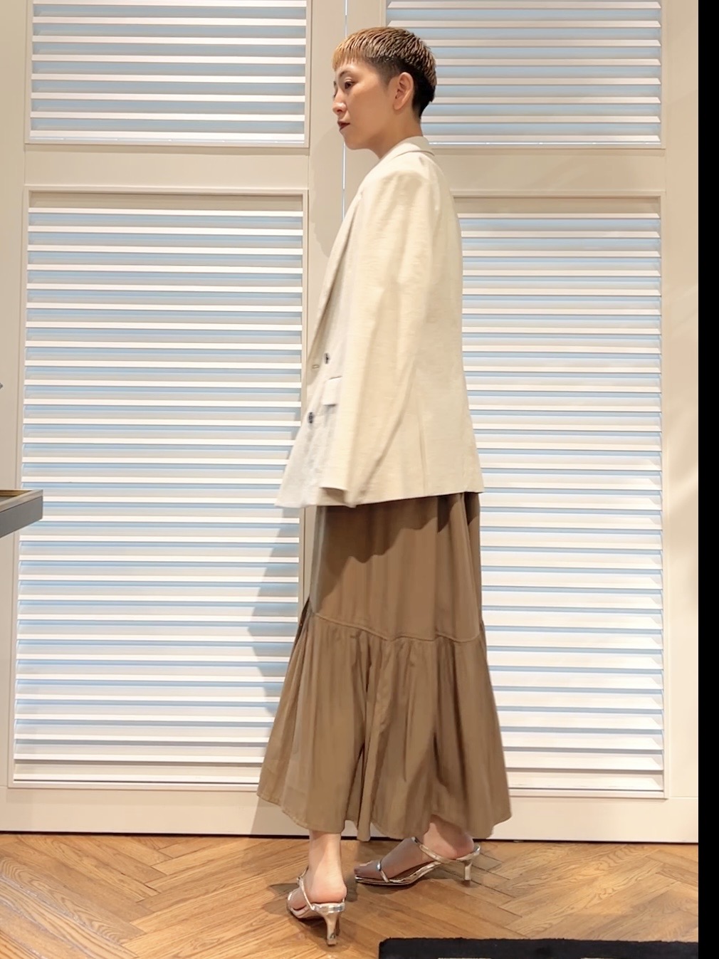OCHIAIさんの「DRESSTERIOR｜【セットアップ可/吸水速乾/ウォッシャブル】リネンブレンドオックスダブルジャケット」を使ったコーディネート