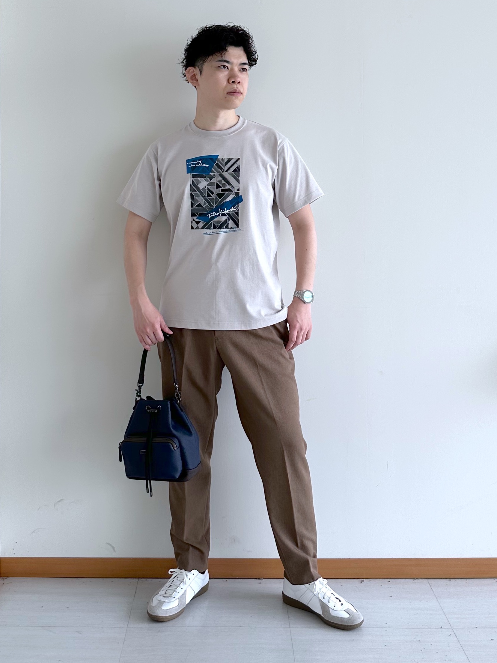 イッシーさんの「TAKEO KIKUCHI｜リップル小花シャツ」を使ったコーディネート