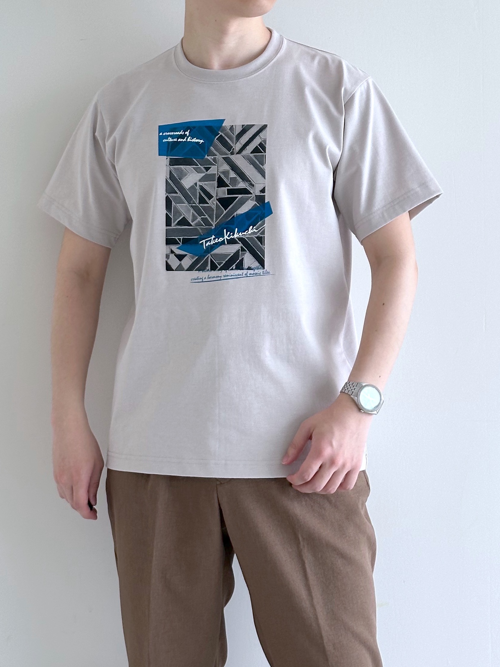 イッシーさんの「TAKEO KIKUCHI｜リップル小花シャツ」を使ったコーディネート