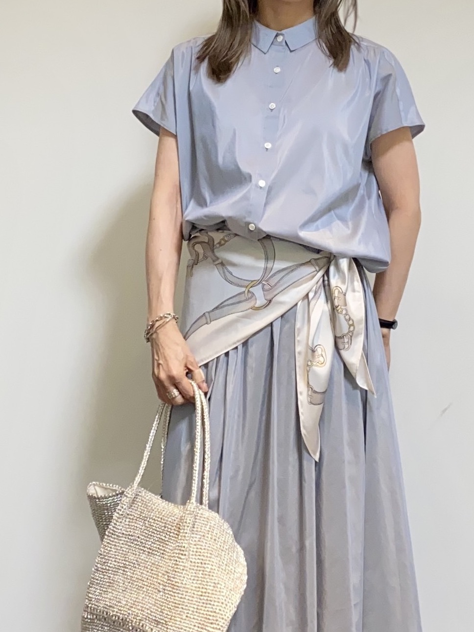 tomoさんの「UNTITLED｜【7色展開/ゆったり/ショート丈】シアートリコットカーディガン」を使ったコーディネート