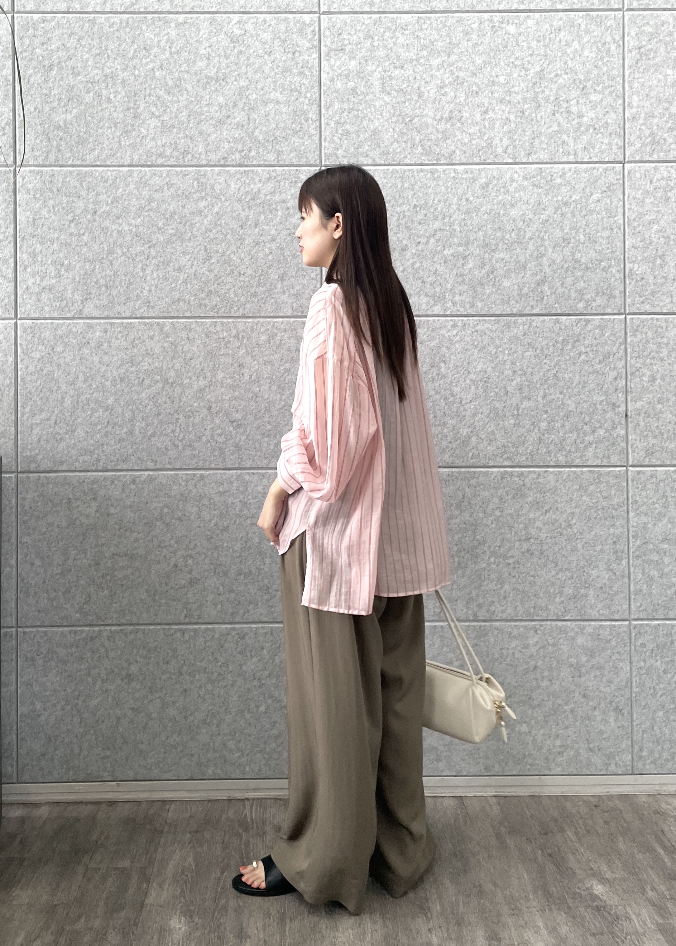 Renoさんの「INDIVI｜イージータックスラックス【再入荷／ウォッシャブル】」を使ったコーディネート